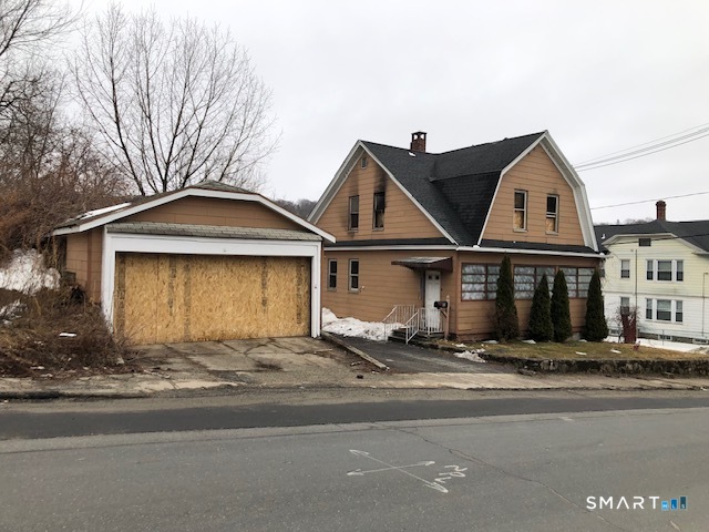 Homes for sale in Waterbury, CT | 88 Tudor St, Waterbury, CT 06704 | MLS# 24157637