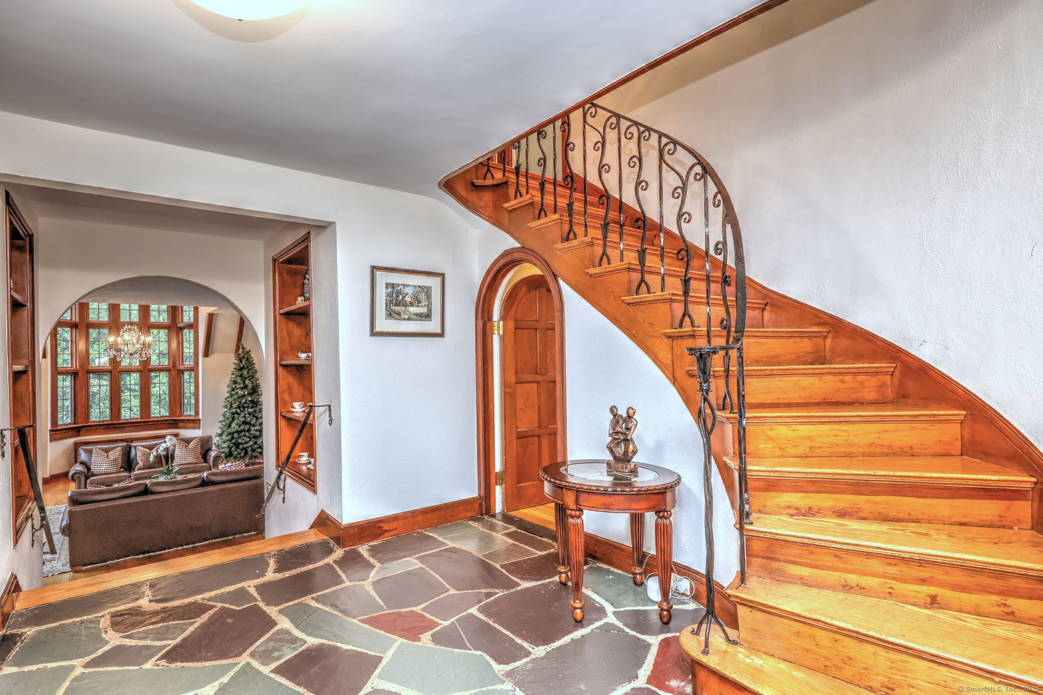 Homes for sale in Hamden, CT | 124 Churchill Rd, Hamden, CT 06517 | MLS# 24158451