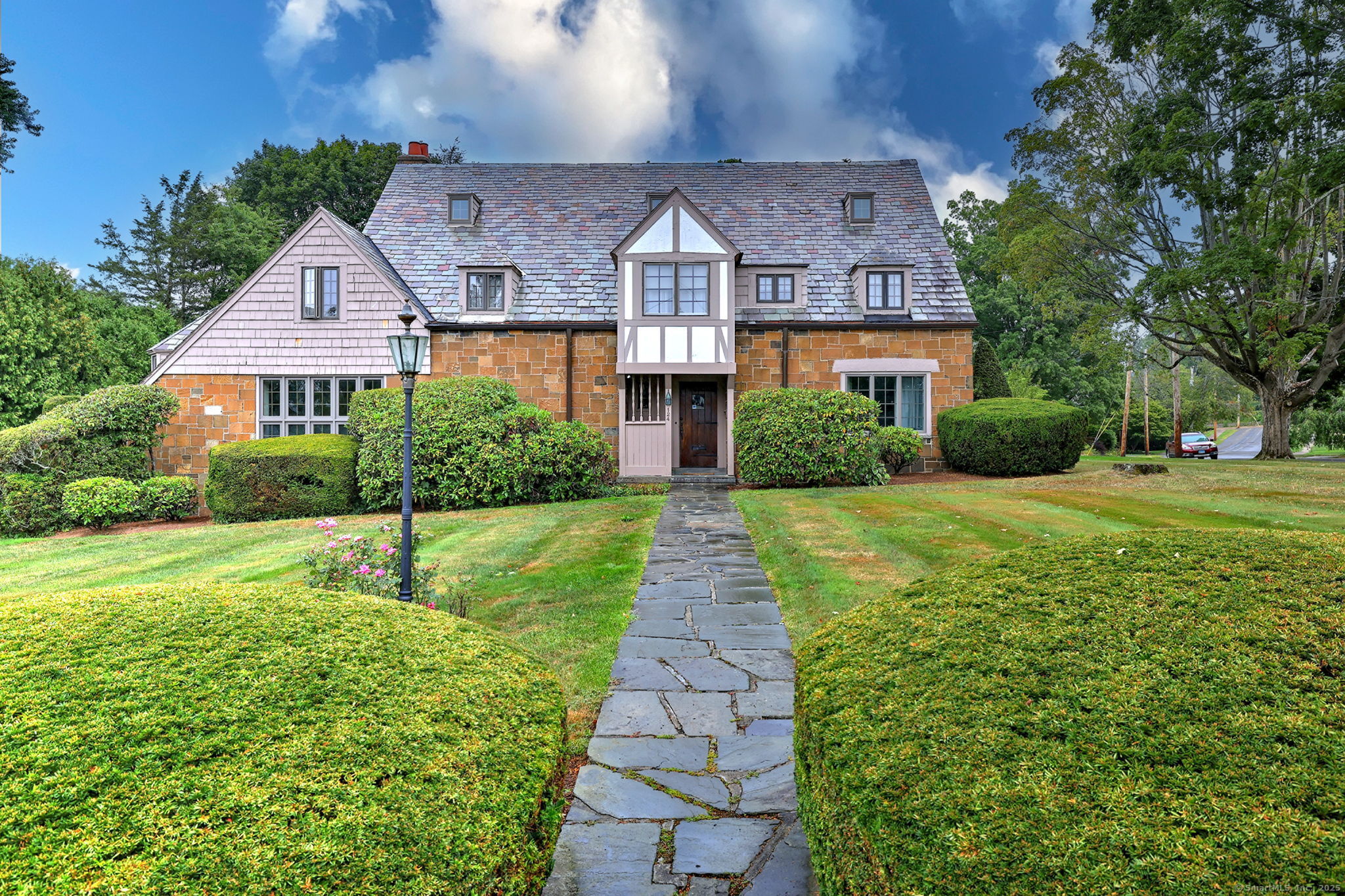 Homes for sale in Hamden, CT | 124 Churchill Rd, Hamden, CT 06517 | MLS# 24158451