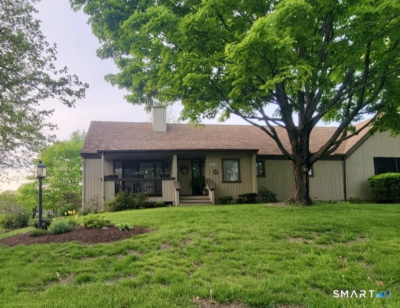 Homes for sale in Stratford, CT | 546 North Trl #B, Stratford, CT 06614 | MLS# 24155906