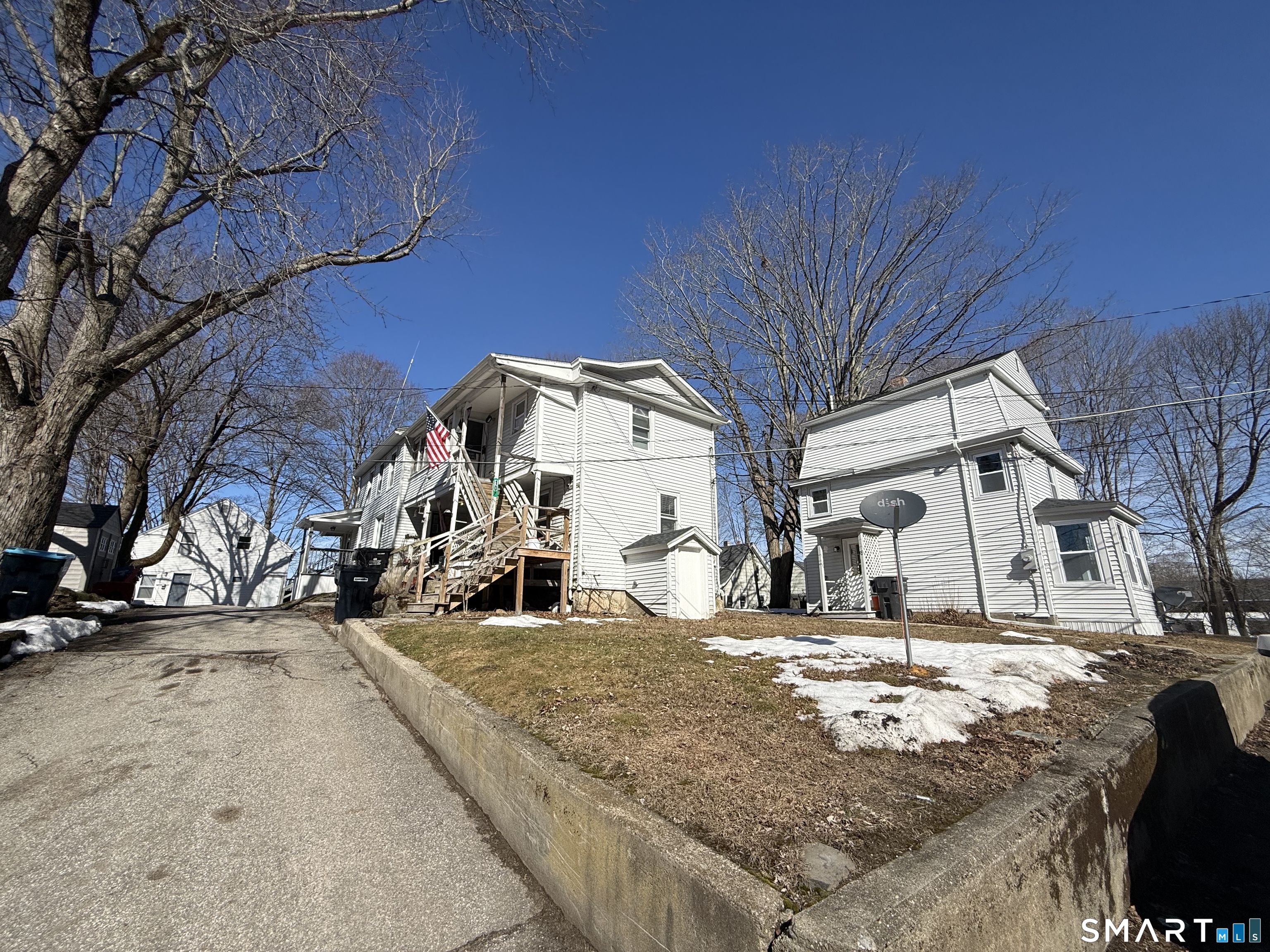 Homes for sale in Putnam, CT | 2 Lyon St, Putnam, CT 06260 | MLS# 24158379