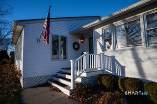 Homes for sale in Old Saybrook, CT | 10 Edwards Rd, Old Saybrook, CT 06475 | MLS# 24158383