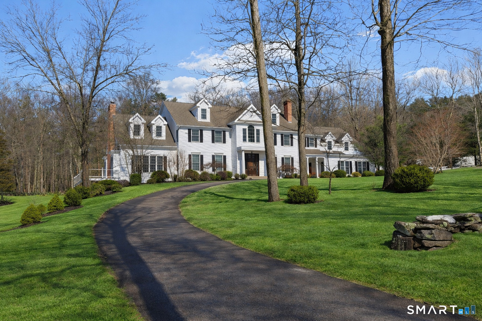 Homes for sale in Woodbridge, CT | 39 Nettleton Dr, Woodbridge, CT 06525 | MLS# 24158378