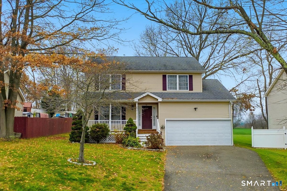 Homes for sale in Stratford, CT | 72 Broadmere Rd, Stratford, CT 06614 | MLS# 24158435