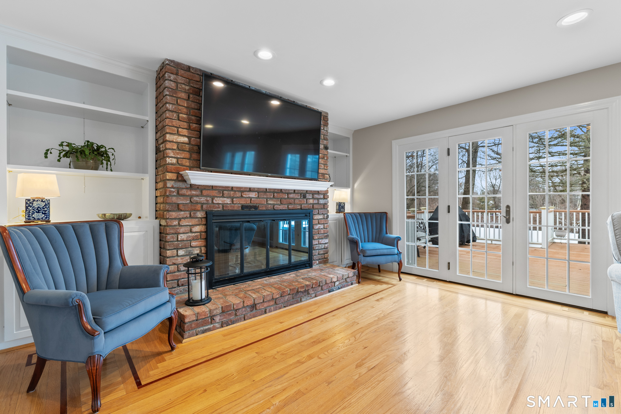 Homes for sale in Windsor Locks, CT | 102 Orchard Hill Dr, Windsor Locks, CT 06096 | MLS# 24155994