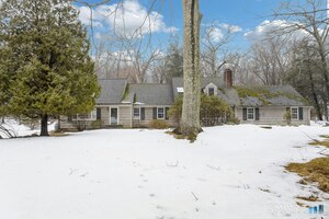 5 Stonehenge Road