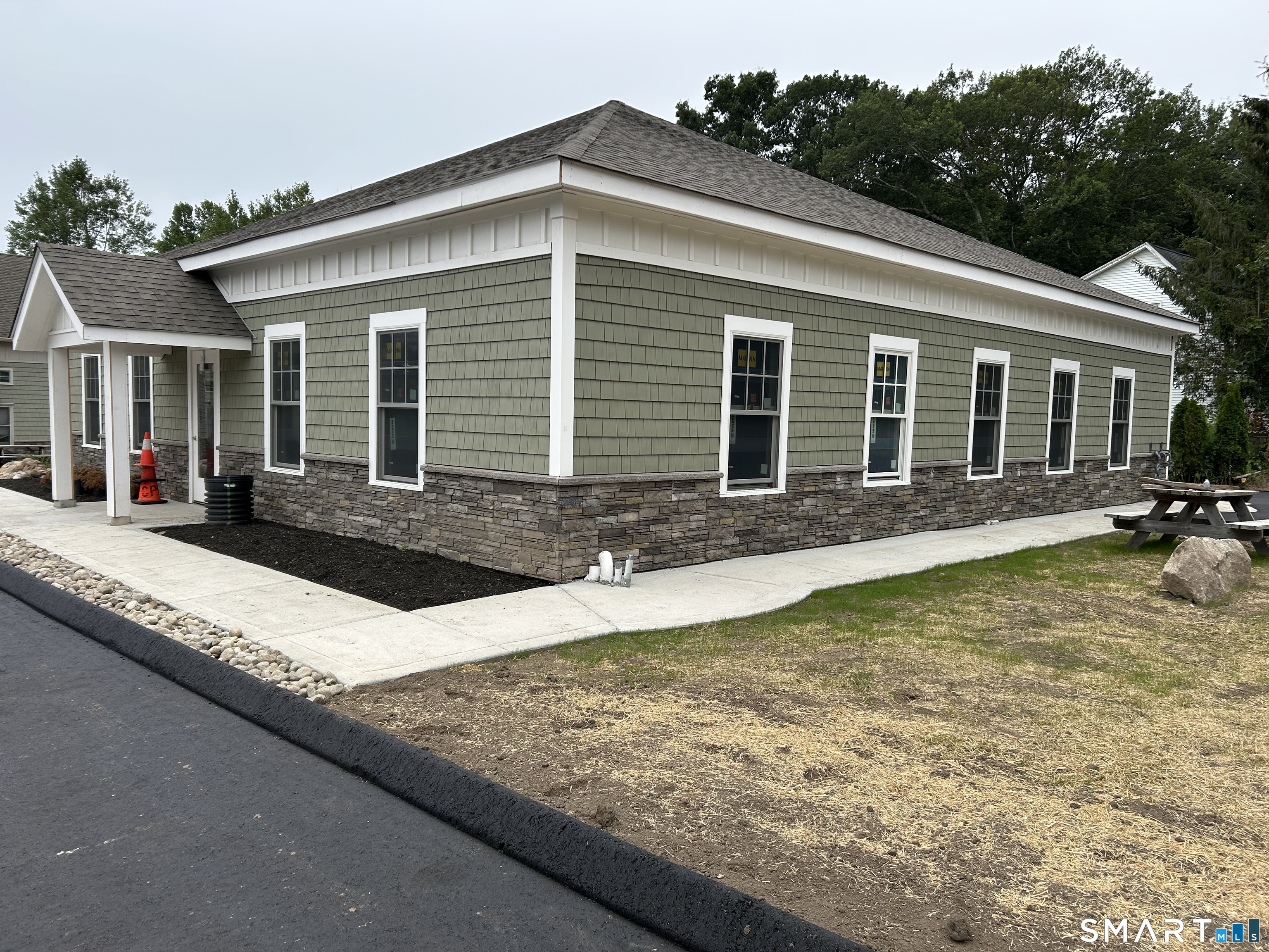 13 Main, East Hampton, 06424, 0 , 0 ,4 BathroomsBathrooms,Commercial For Sale,For Sale,Main,0,24158481