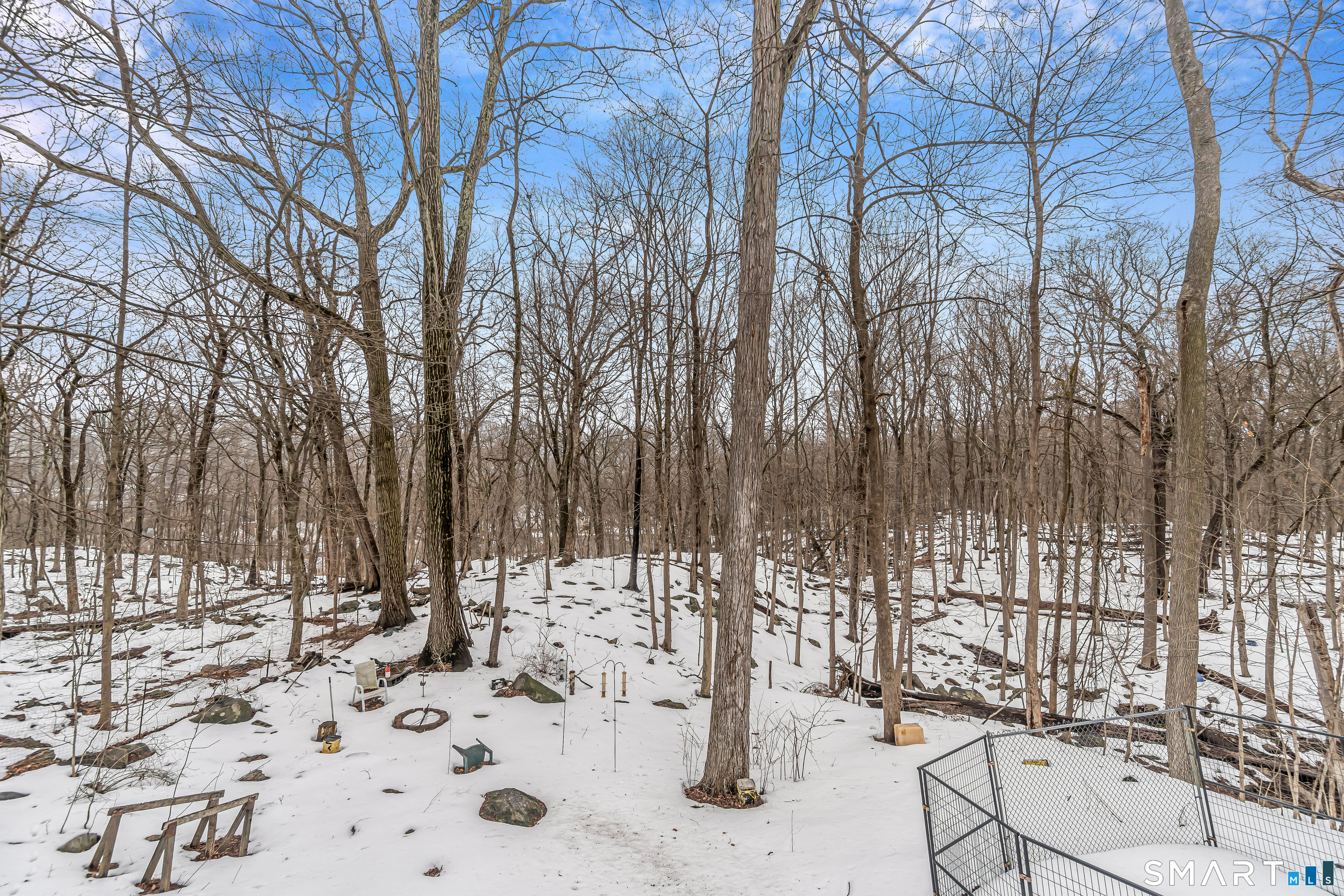 Homes for sale in Naugatuck, CT | 210 Johnson St, Naugatuck, CT 06770 | MLS# 24157846