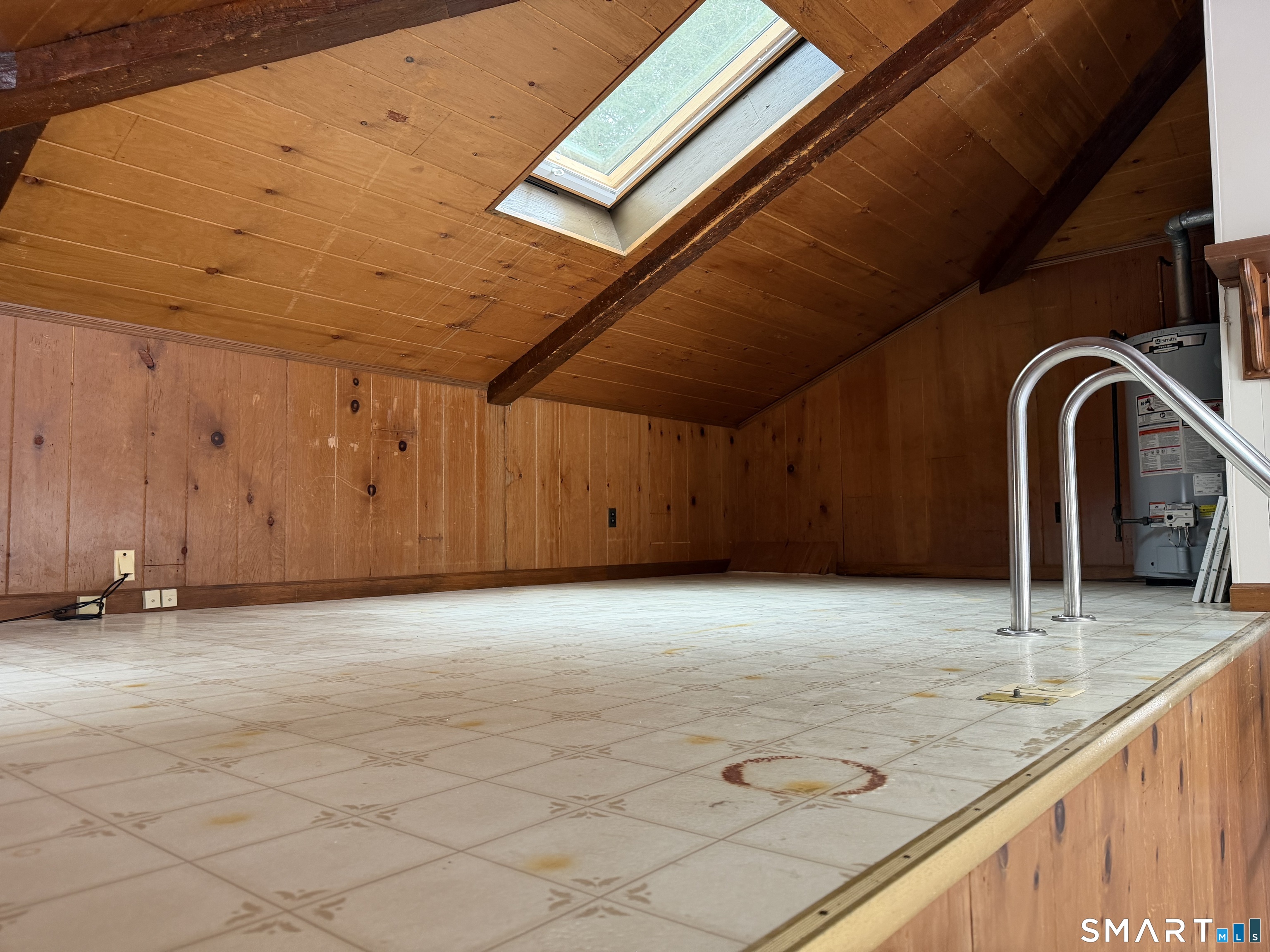 Homes for sale in Ansonia, CT | 8 Reichelt Ter, Ansonia, CT 06401 | MLS# 24158579