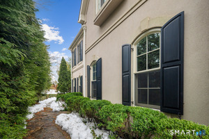 28 Maple Street, Unit 28
