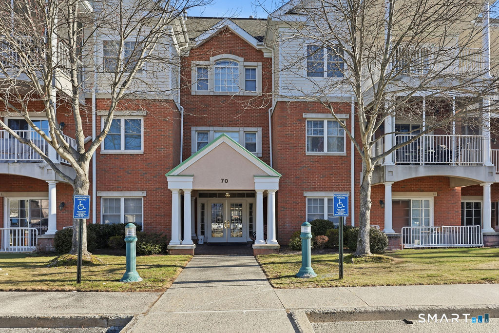 Homes for sale in Cheshire, CT | 70 Southwick Ct #204, Cheshire, CT 06410 | MLS# 24158547