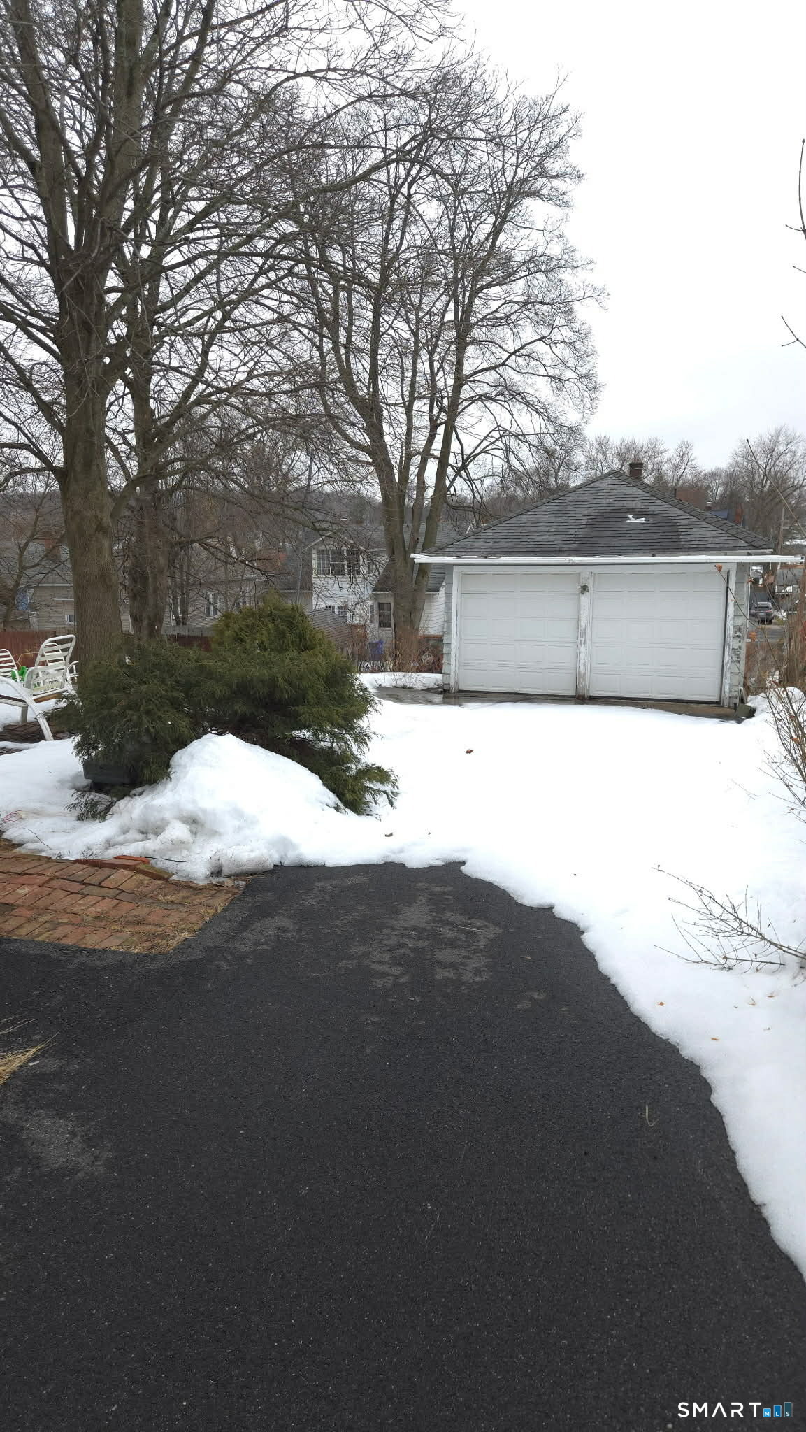 183-185 Cheshire, Hartford, 06114, 4 Bedrooms Bedrooms, 0 ,3 BathroomsBathrooms,Multi-family For Sale,For Sale,Cheshire,0,24158238