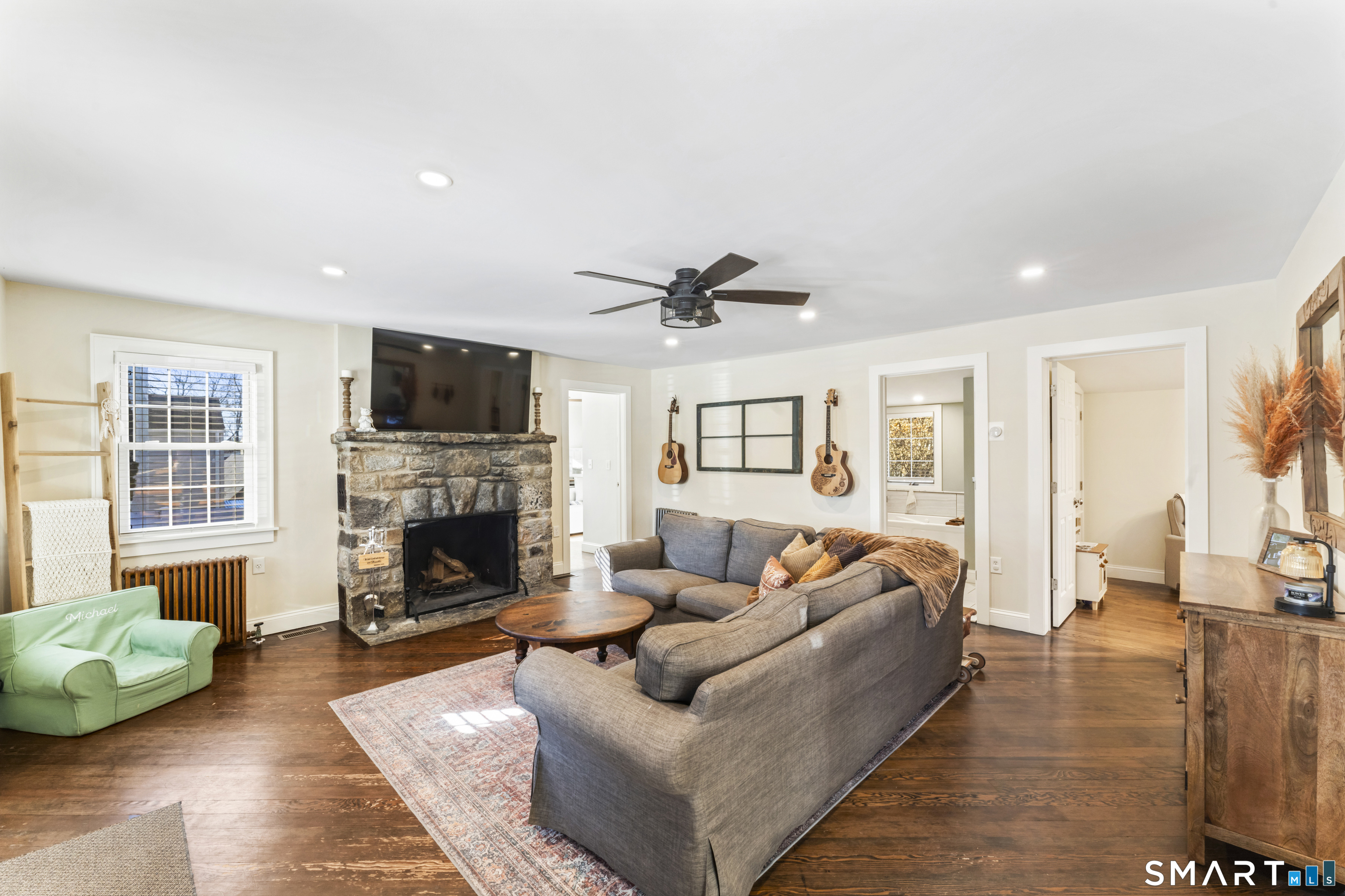 Homes for sale in New Fairfield, CT | 5 Hampton Rd, New Fairfield, CT 06812 | MLS# 24157012