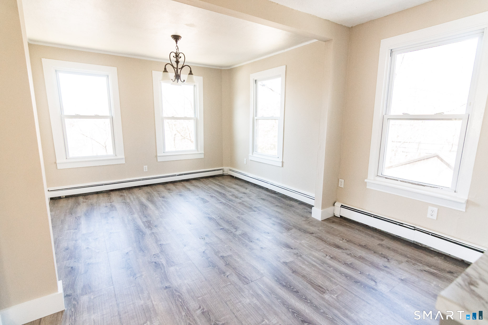 Homes for sale in New Milford, CT | 7 Violet Hill Ln, New Milford, CT 06776 | MLS# 24158809