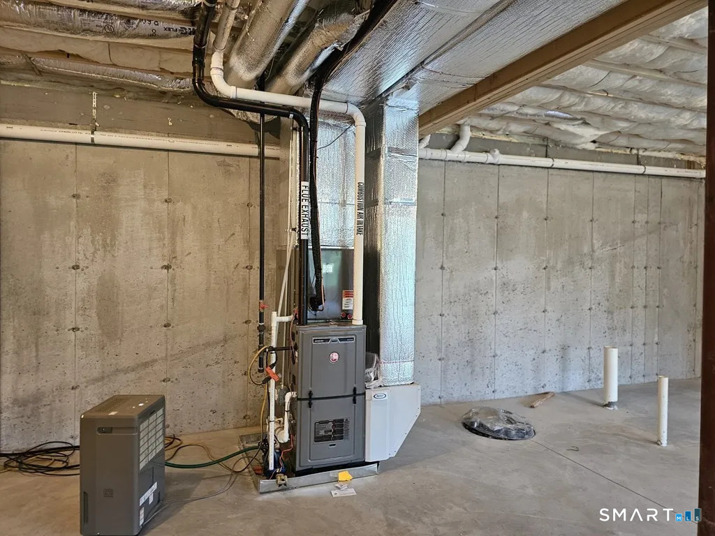 Homes for sale in Putnam, CT | 80 Aldrich Rd, Putnam, CT 06260 | MLS# 24156839