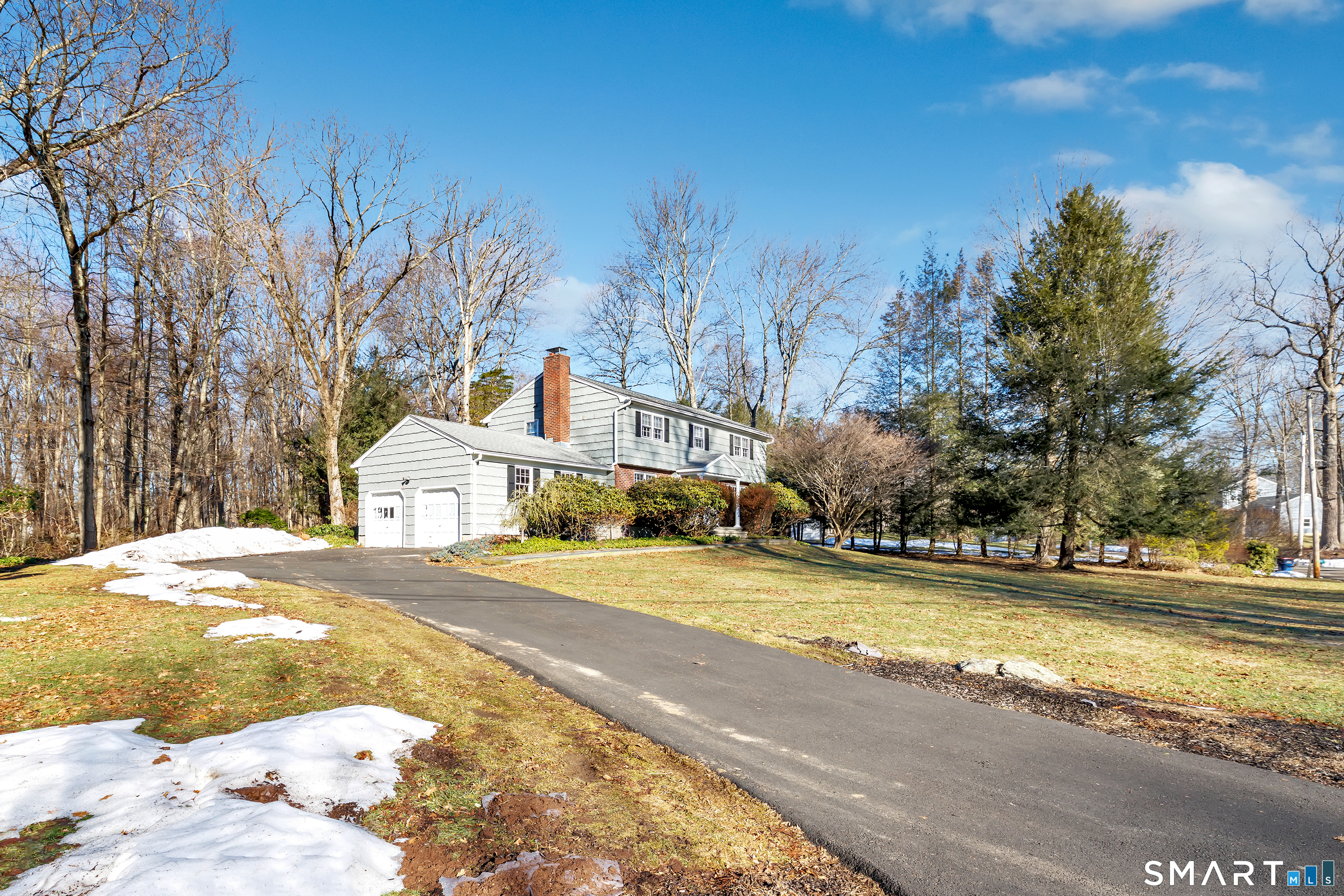 Homes for sale in Trumbull, CT | 43 Limerick Rd, Trumbull, CT 06611 | MLS# 24158506