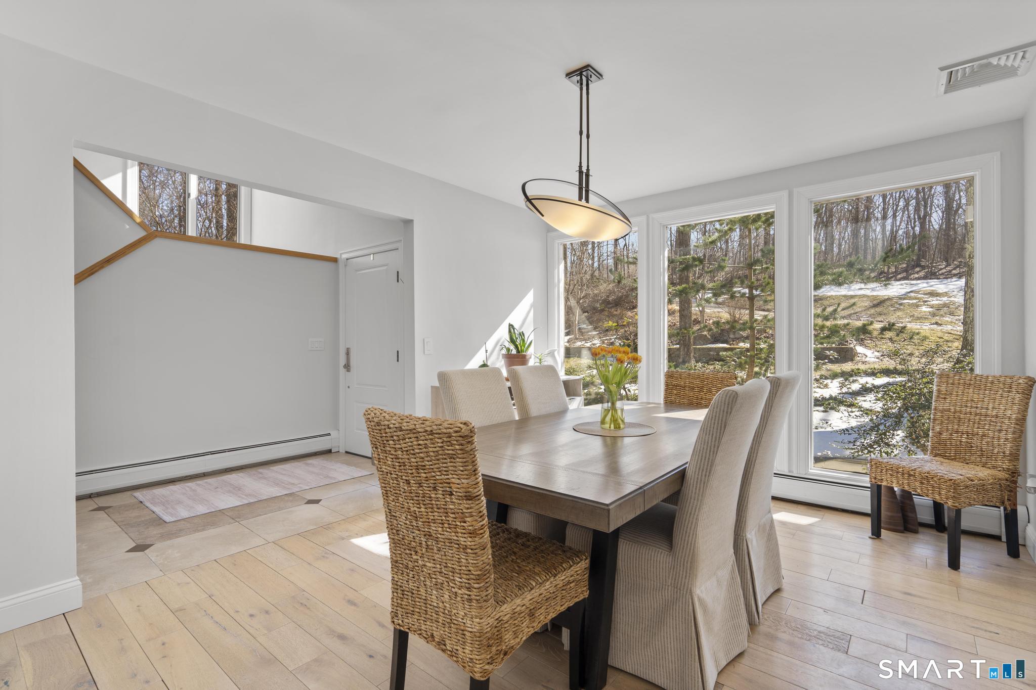 Homes for sale in Redding, CT | 19 Mine Hill Rd, Redding, CT 06896 | MLS# 24157688