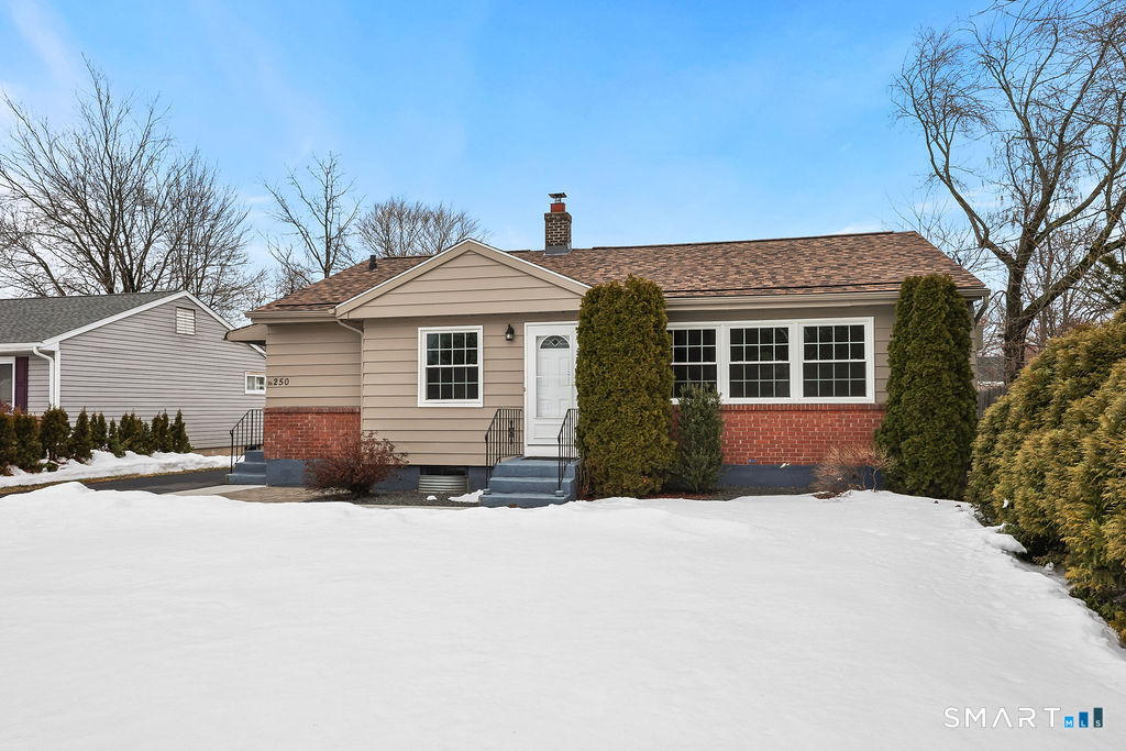 Homes for sale in Wethersfield, CT | 250 Edward St, Wethersfield, CT 06109 | MLS# 24159076