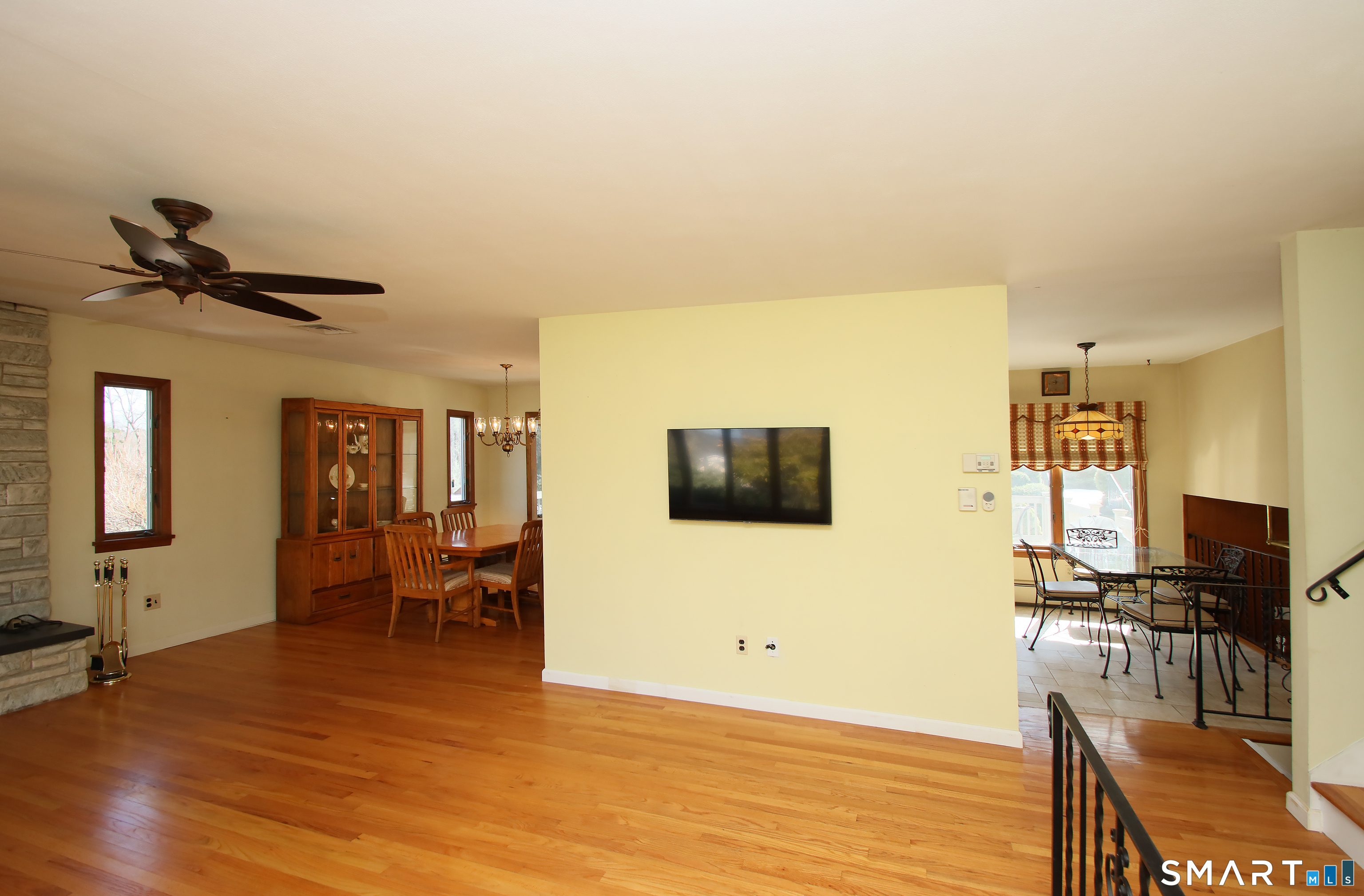 Homes for sale in New Fairfield, CT | 20 Smoke Hill Dr, New Fairfield, CT 06812 | MLS# 24157722