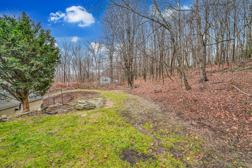 Homes for sale in Woodbury, CT | 360 Old Sherman Hill Rd, Woodbury, CT 06798 | MLS# 24159136