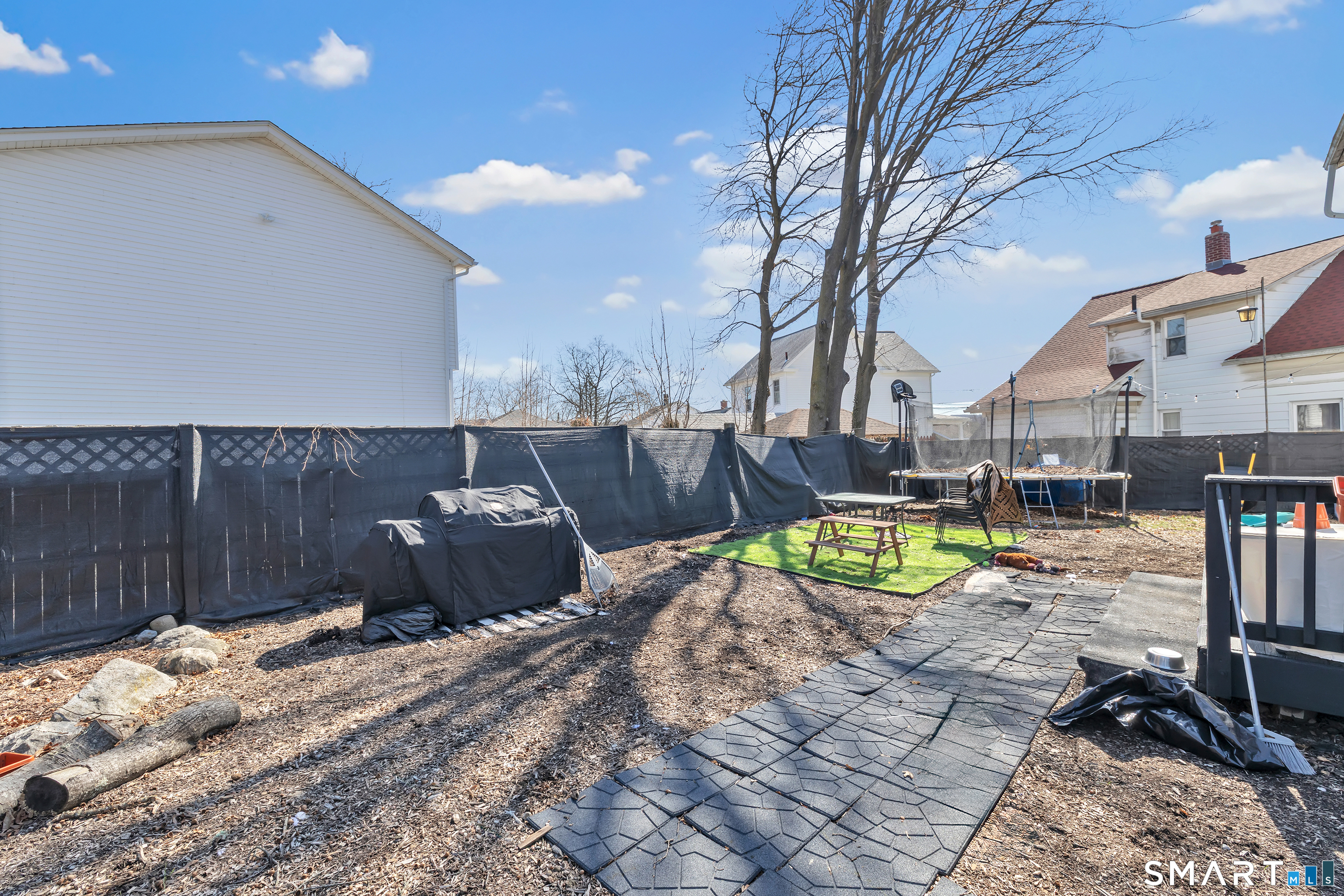 Homes for sale in Naugatuck, CT | 71 Cliff St, Naugatuck, CT 06770 | MLS# 24158813