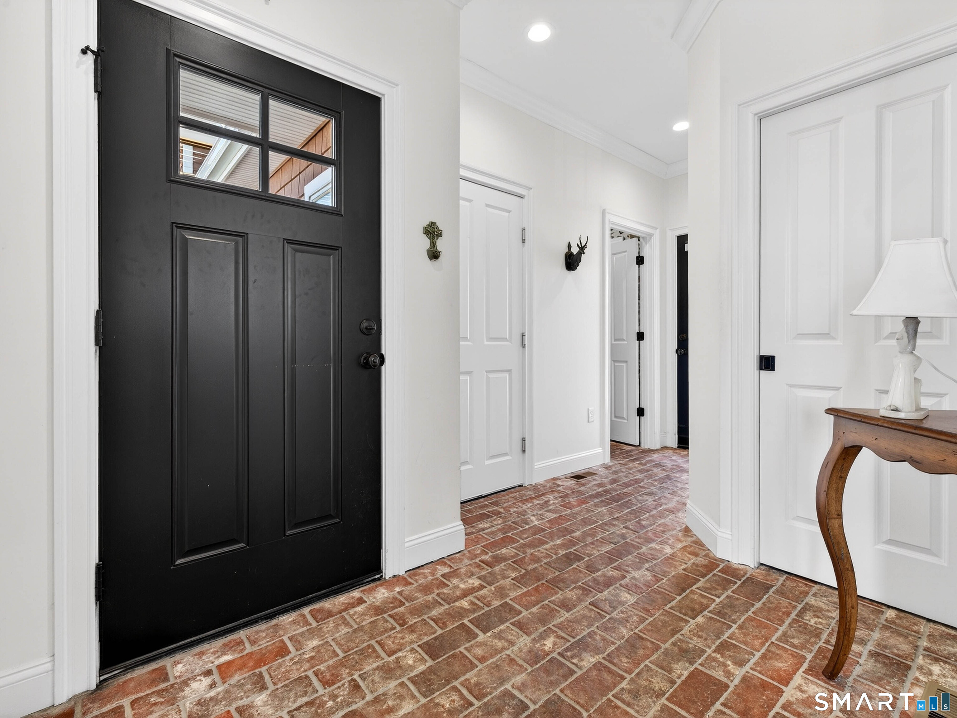 Homes for sale in Stonington, CT | 77 Masons Island Rd, Stonington, CT 06355 | MLS# 24158271