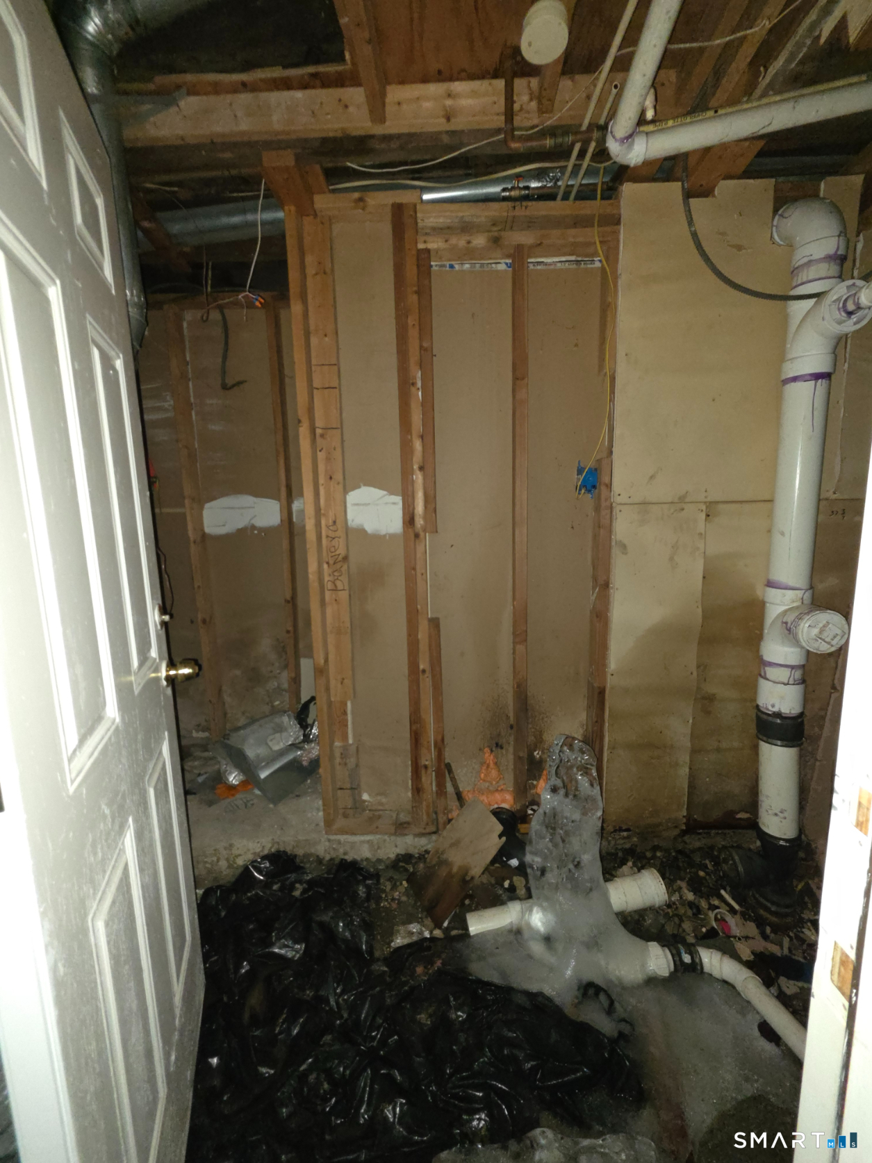 Homes for sale in Waterbury, CT | 230 Bishop St, Waterbury, CT 06704 | MLS# 24158844