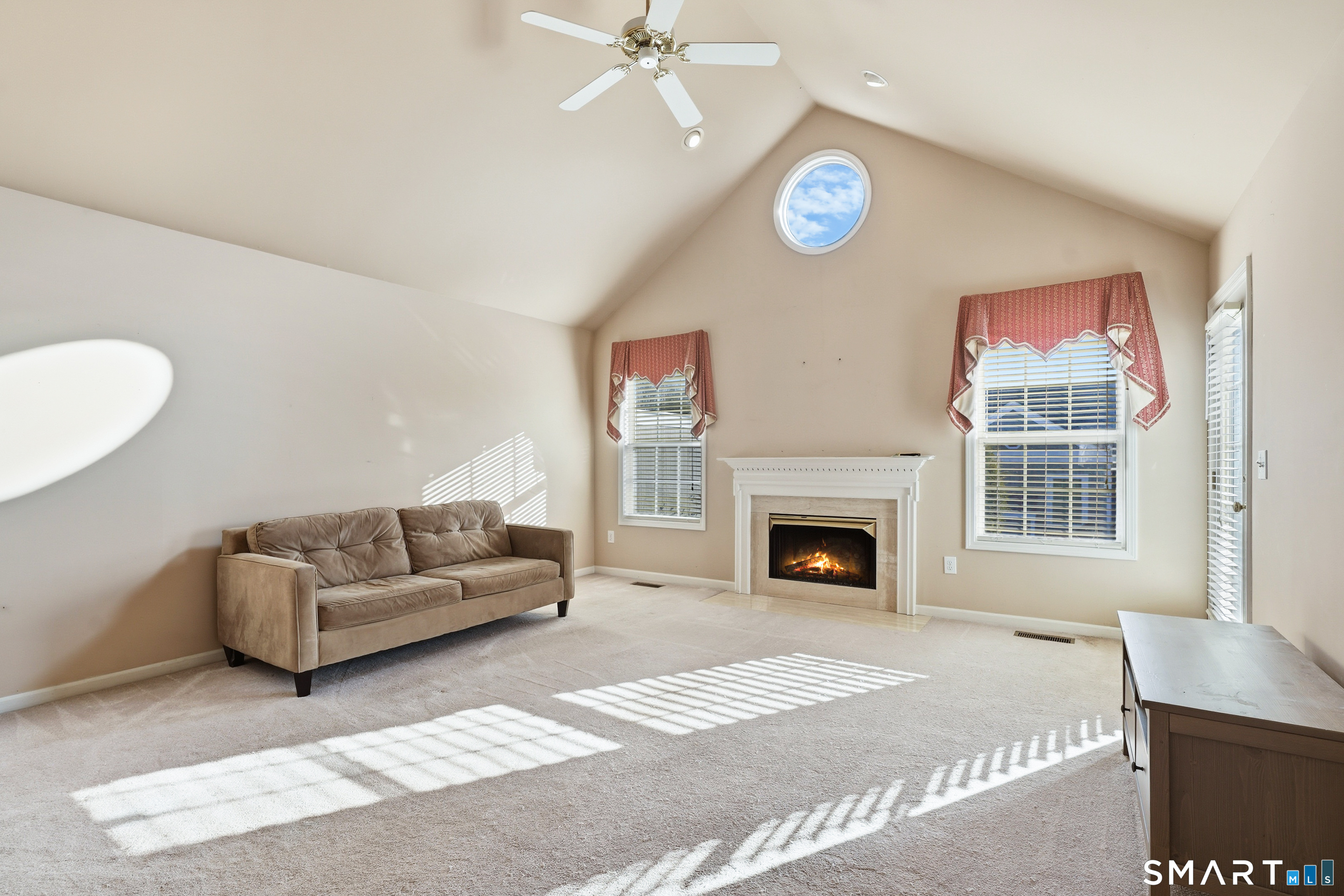 Homes for sale in Newtown, CT | 31 Saint George Pl #31, Newtown, CT 06482 | MLS# 24153922