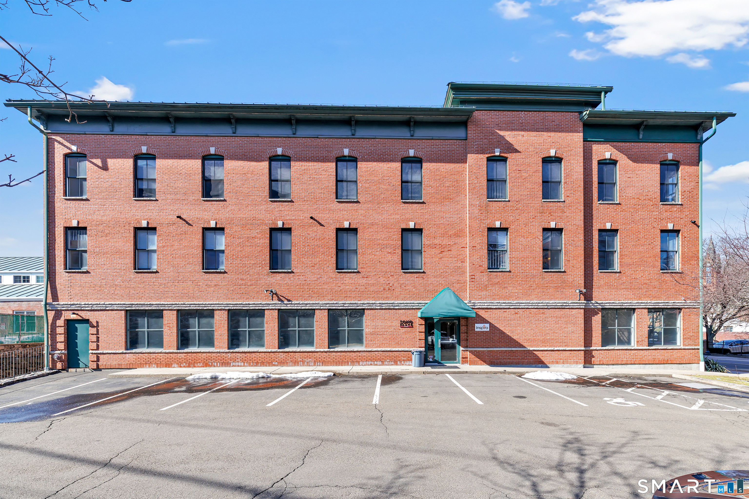 Homes for sale in Norwalk, CT | 16 Ann St #22, Norwalk, CT 06854 | MLS# 24158552