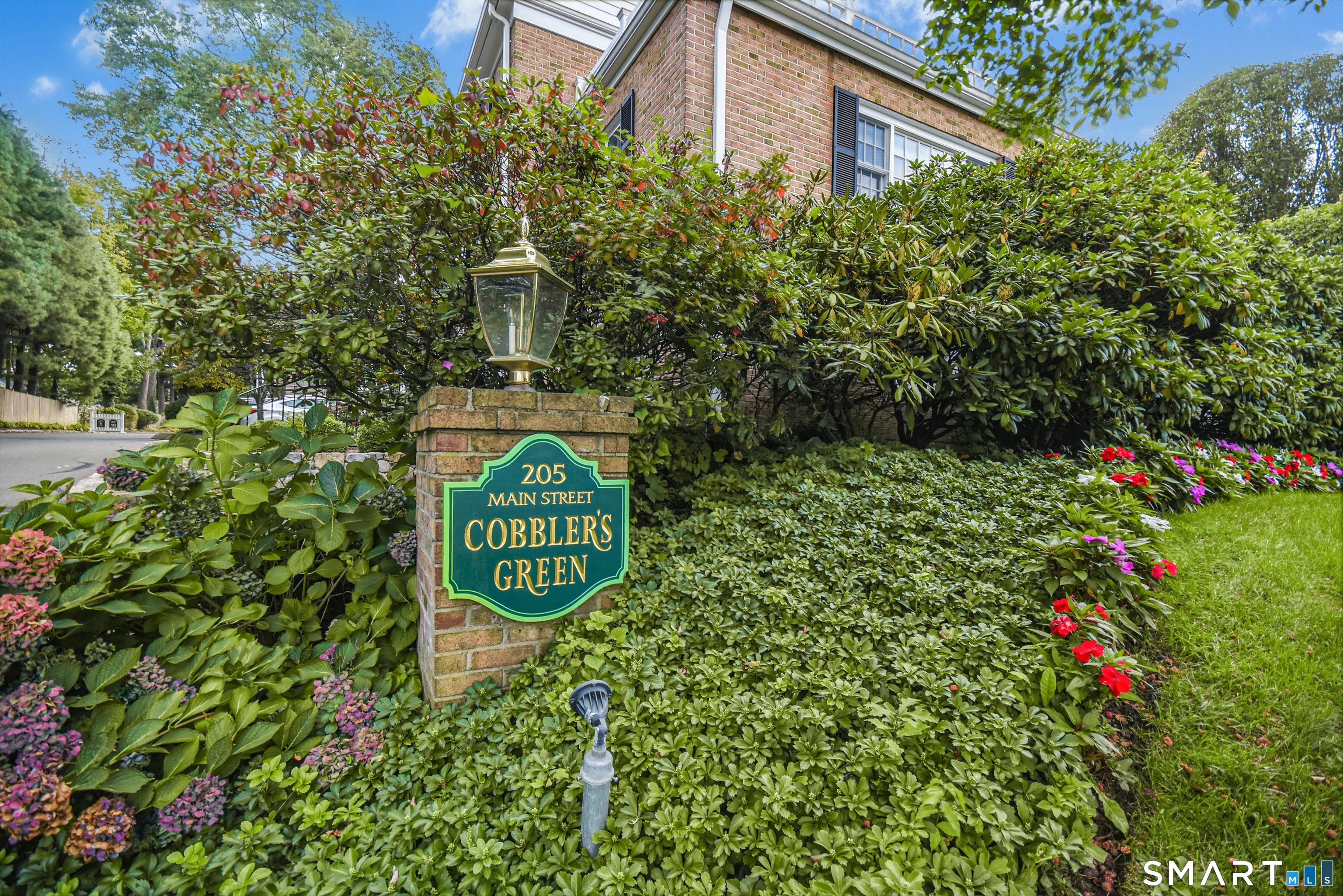 Homes for sale in New Canaan, CT | 205 Main St #33, New Canaan, CT 06840 | MLS# 24157292