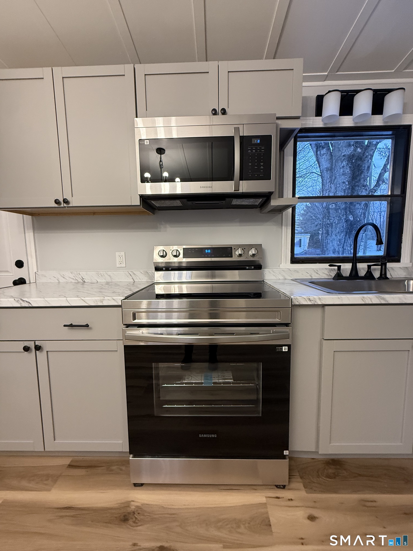 Homes for sale in Windham, CT | 23 James Dr, Windham, CT 06256 | MLS# 24158979