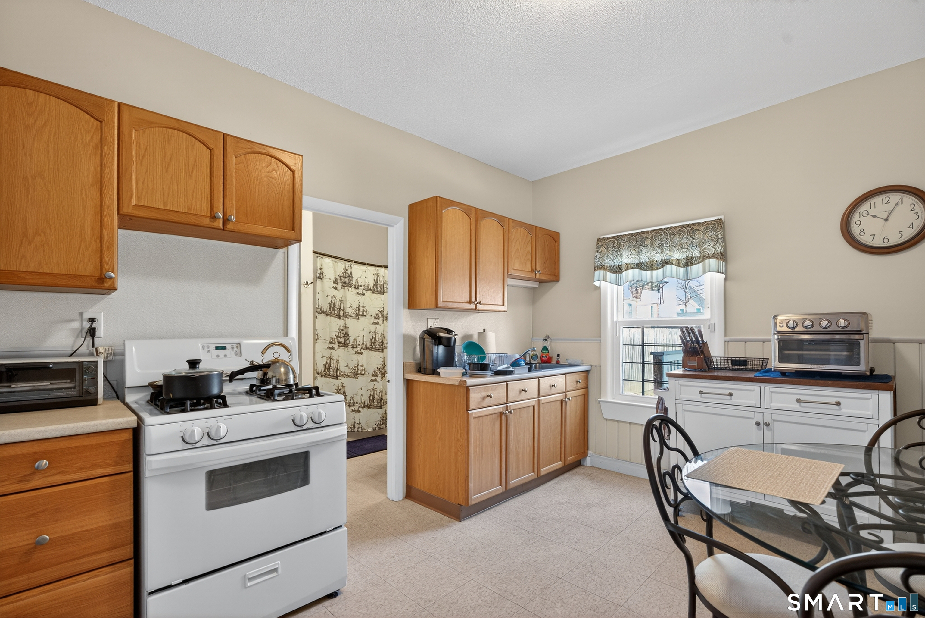 Homes for sale in New Haven, CT | 85 Bishop St, New Haven, CT 06511 | MLS# 24159177