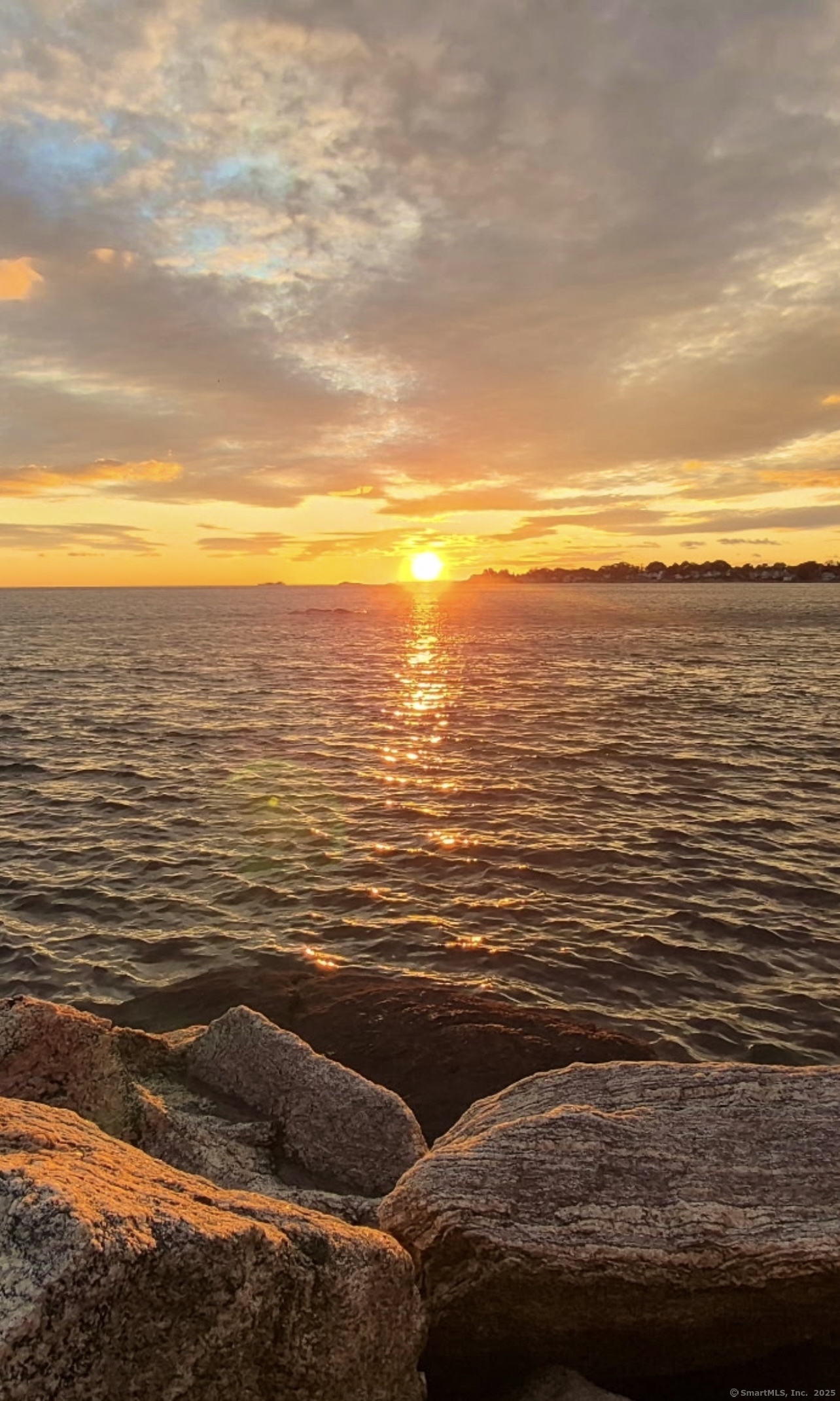 Homes for sale in Old Saybrook, CT | 5 Sunrise Ave, Old Saybrook, CT 06475 | MLS# 24159189