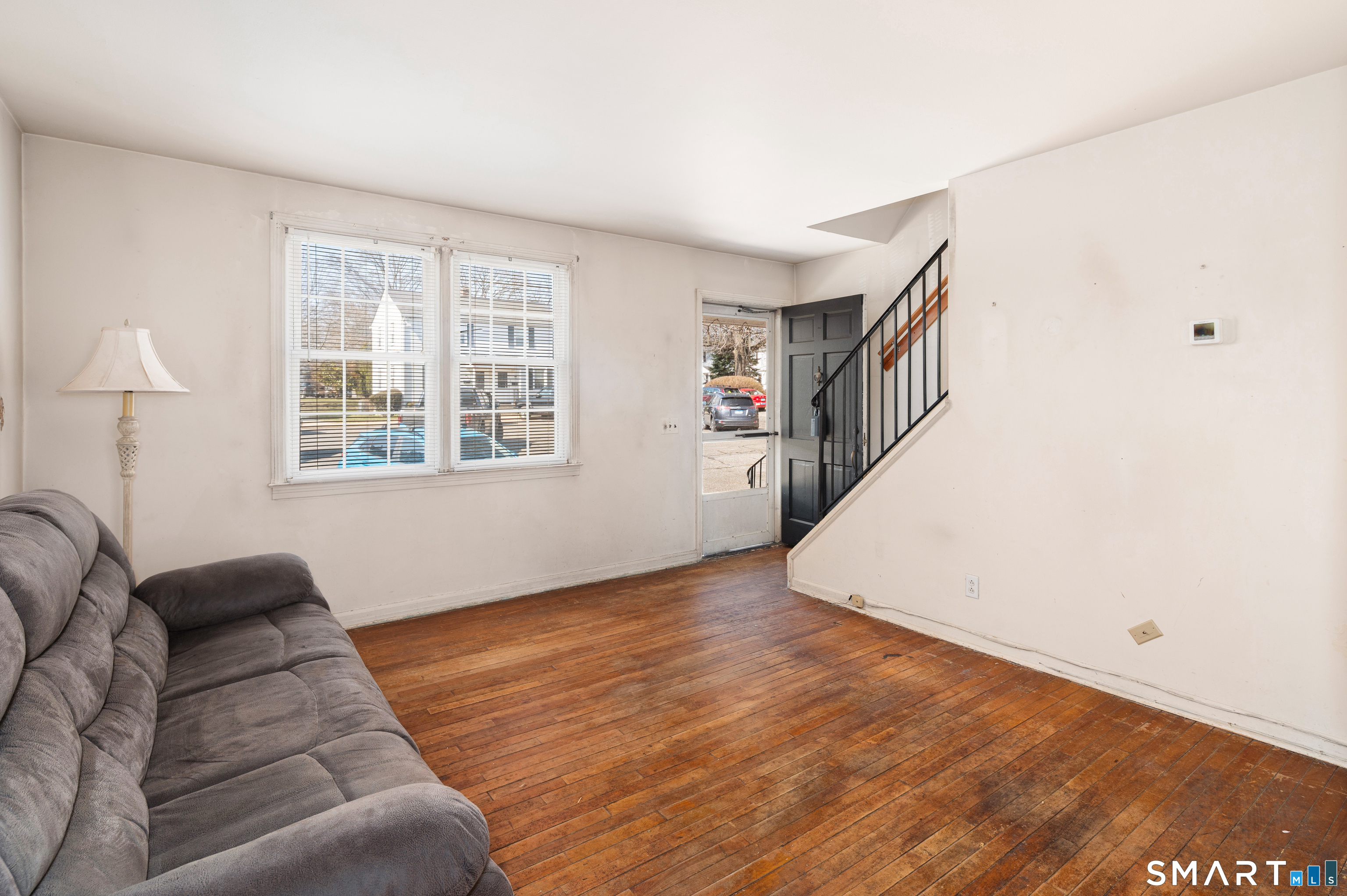 Homes for sale in Stamford, CT | 221 Sylvan Knoll Rd, Stamford, CT 06902 | MLS# 24158714