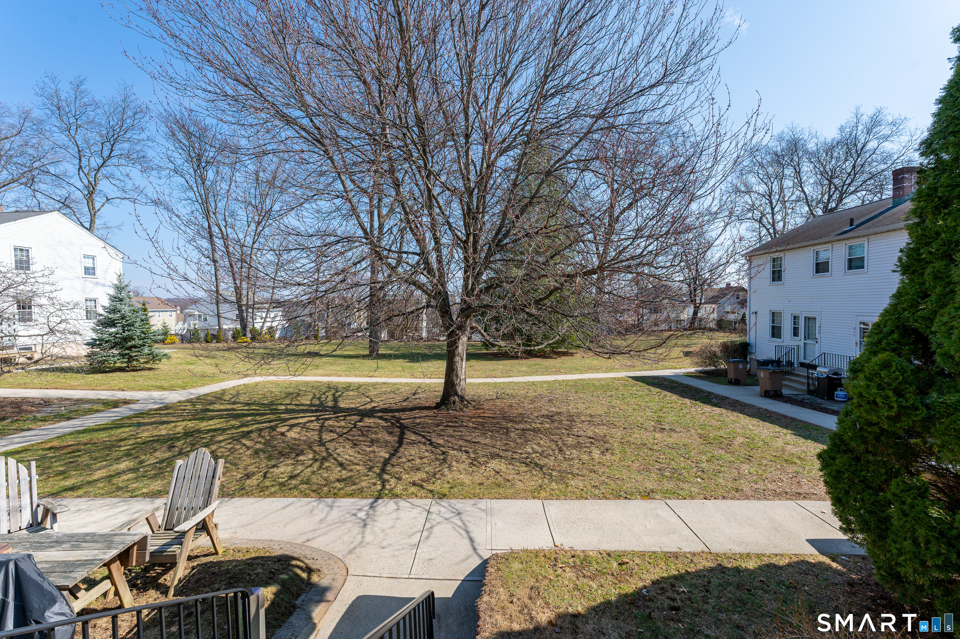 Homes for sale in Stamford, CT | 221 Sylvan Knoll Rd, Stamford, CT 06902 | MLS# 24158714