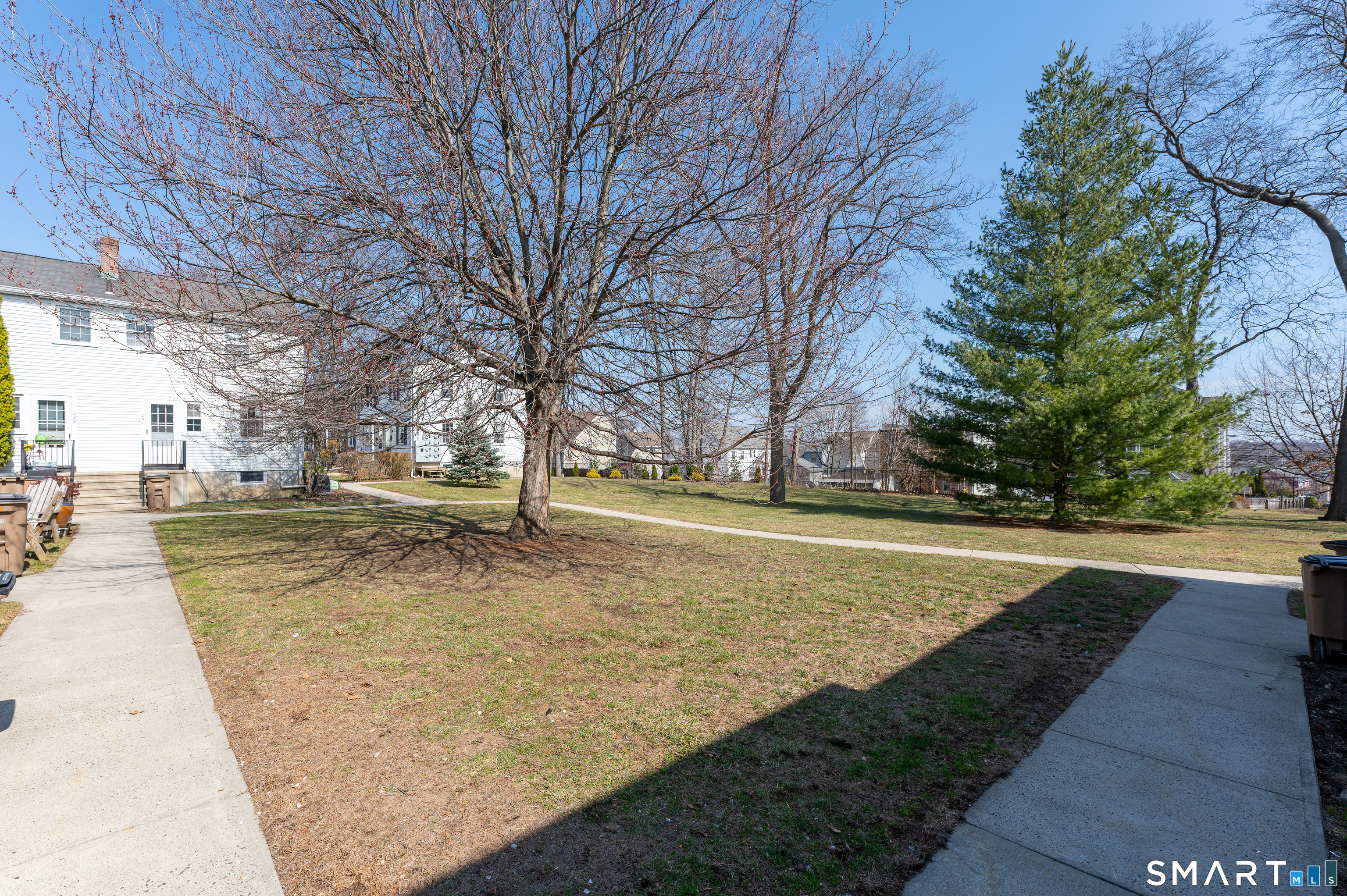 Homes for sale in Stamford, CT | 221 Sylvan Knoll Rd, Stamford, CT 06902 | MLS# 24158714