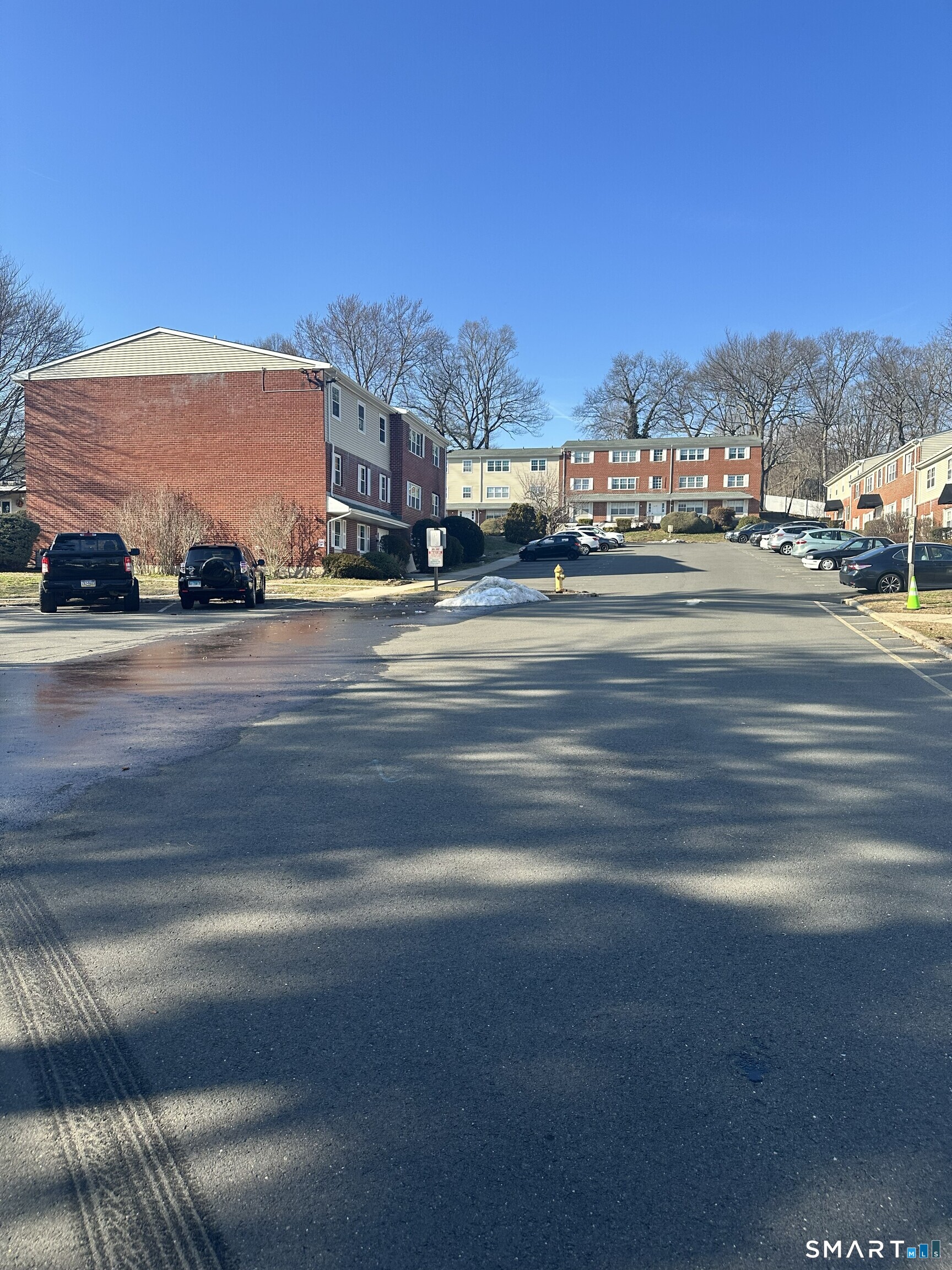 Homes for sale in Bridgeport, CT | 50 Greenhouse Rd #33D, Bridgeport, CT 06606 | MLS# 24159225