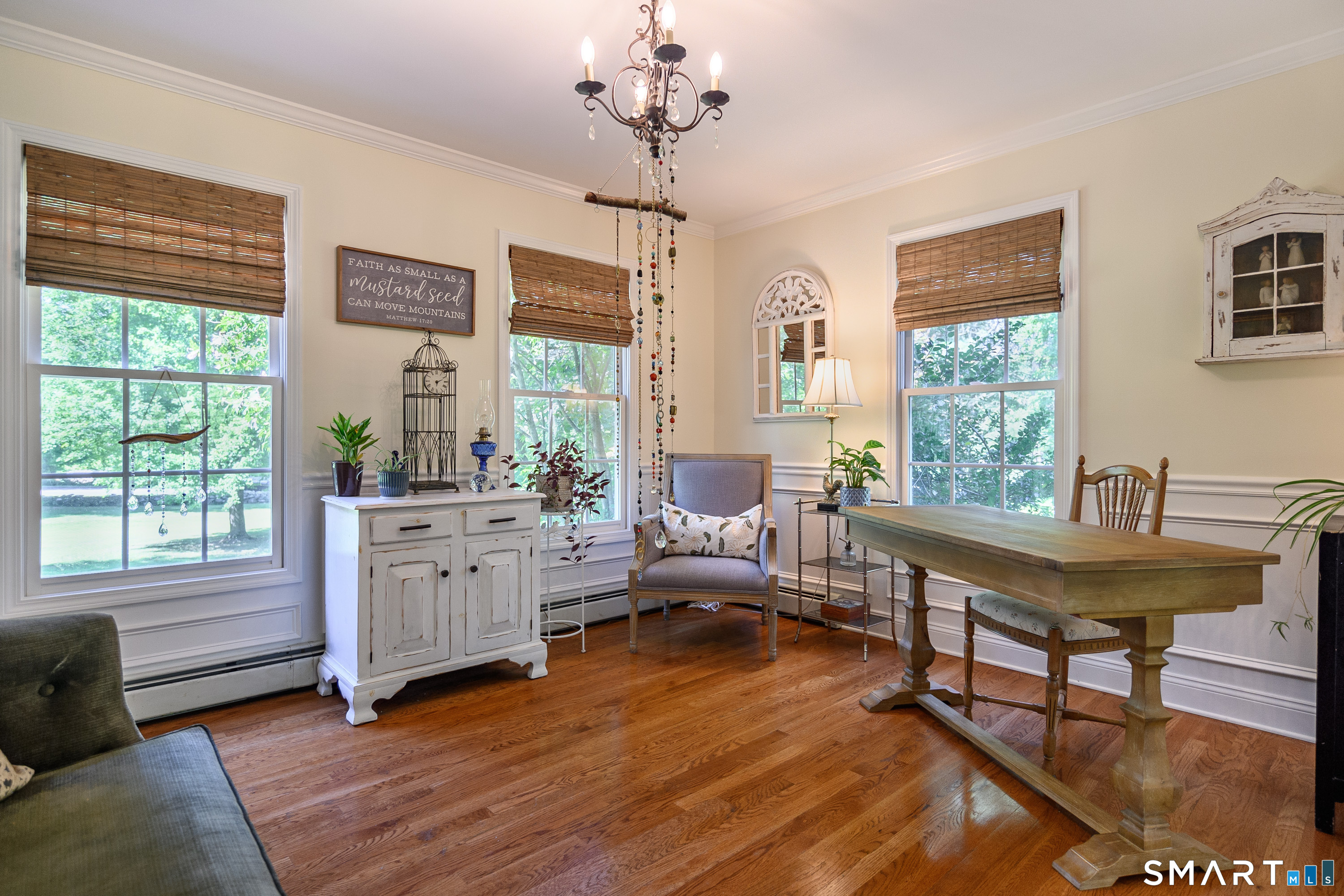 Homes for sale in Newtown, CT | 21 Phyllis Ln, Newtown, CT 06470 | MLS# 24019553