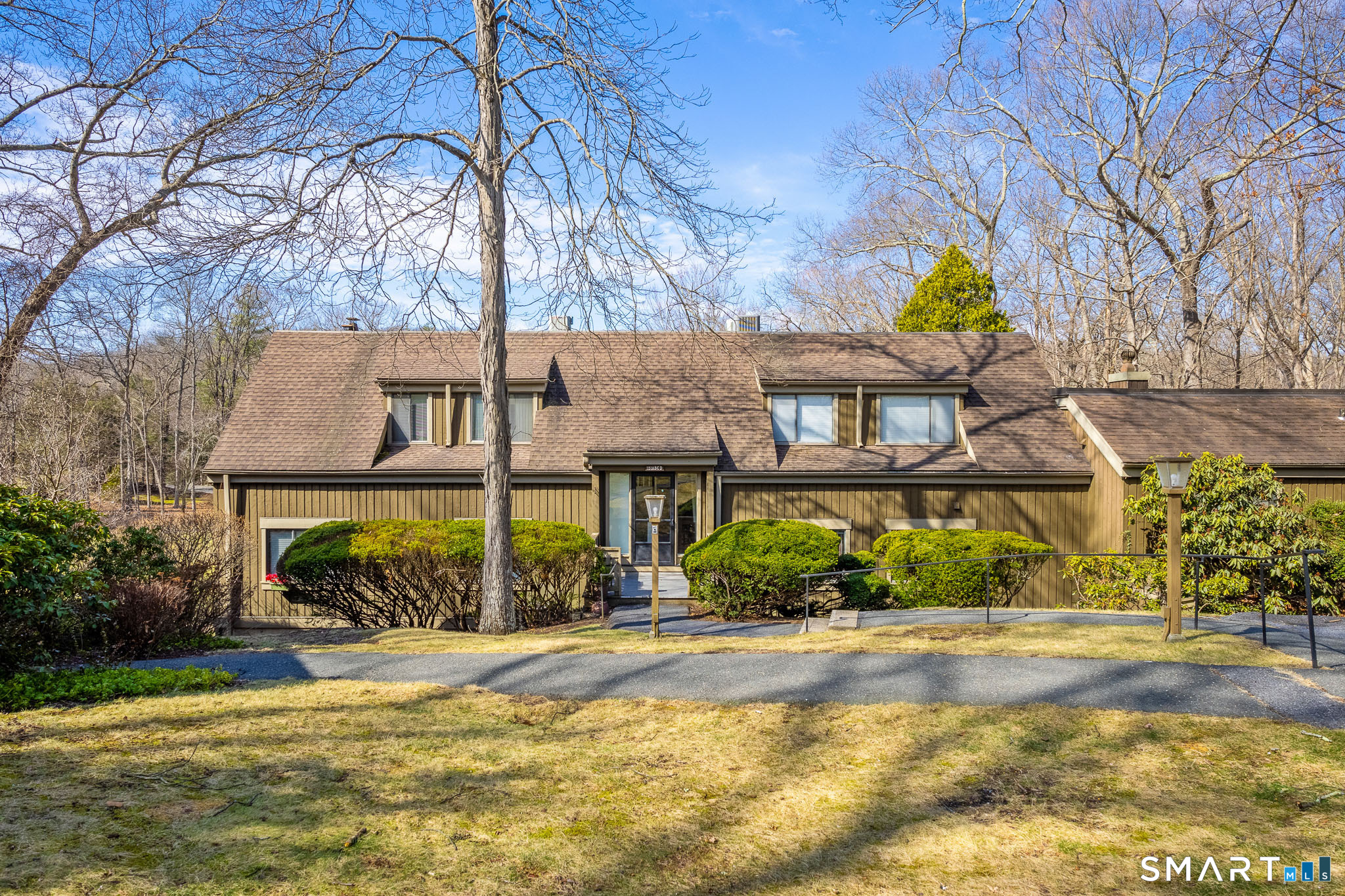 Homes for sale in Southbury, CT | 151 Heritage Vlg #B, Southbury, CT 06488 | MLS# 24158917