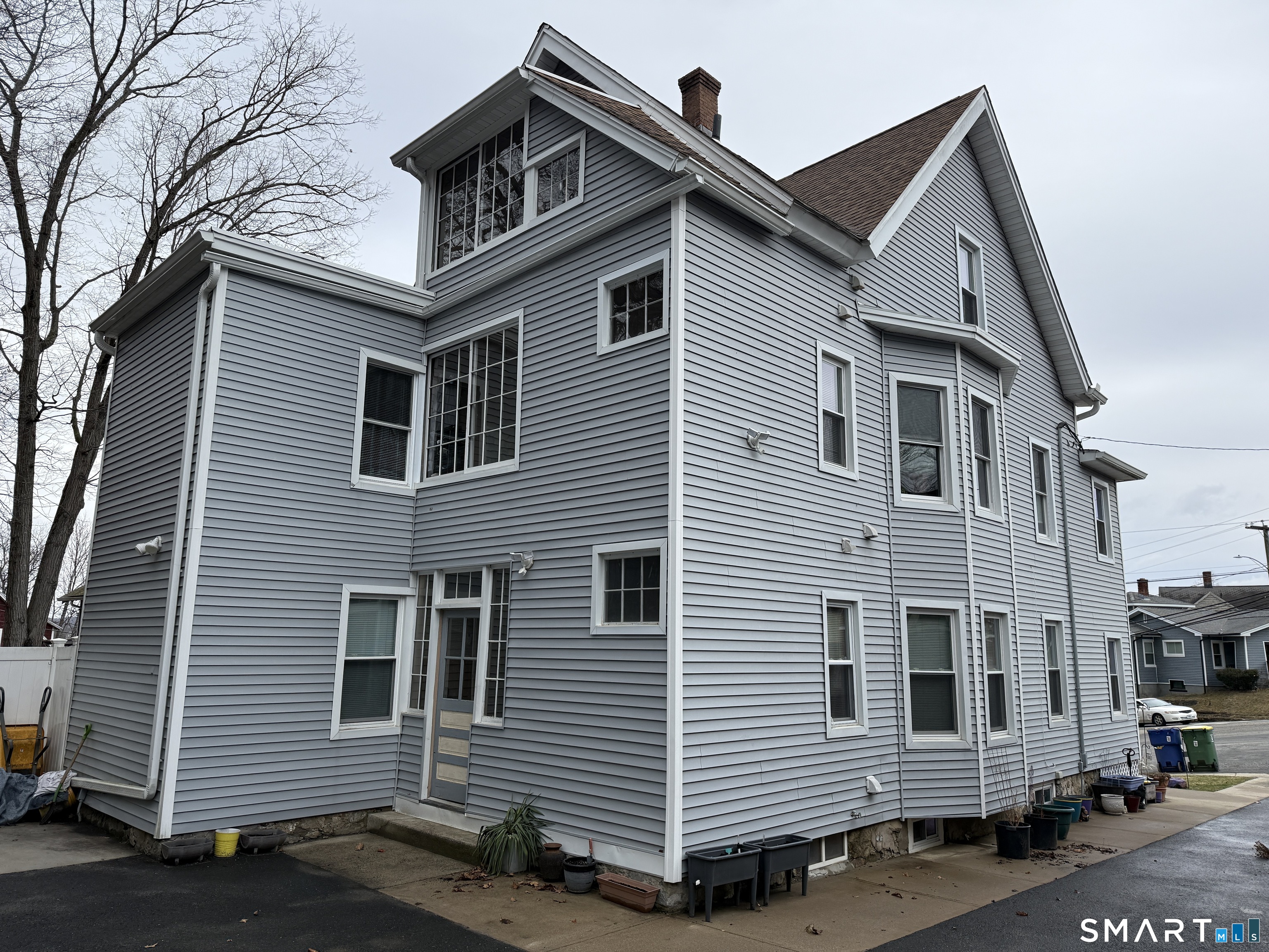 Homes for sale in Waterbury, CT | 9 Pierpont St, Waterbury, CT 06708 | MLS# 24159515