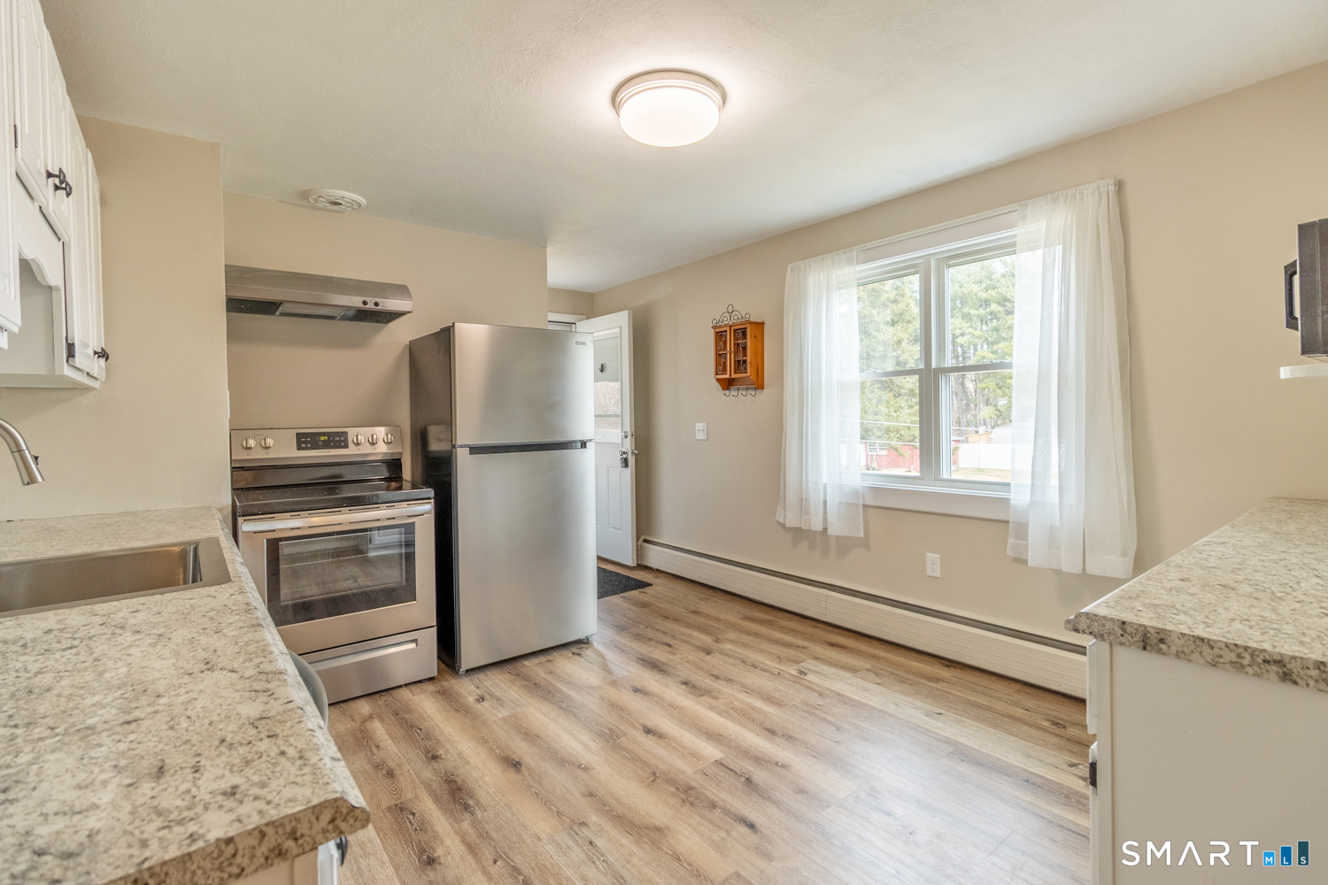 Homes for sale in Middletown, CT | 194 Camp St, Middletown, CT 06457 | MLS# 24159419