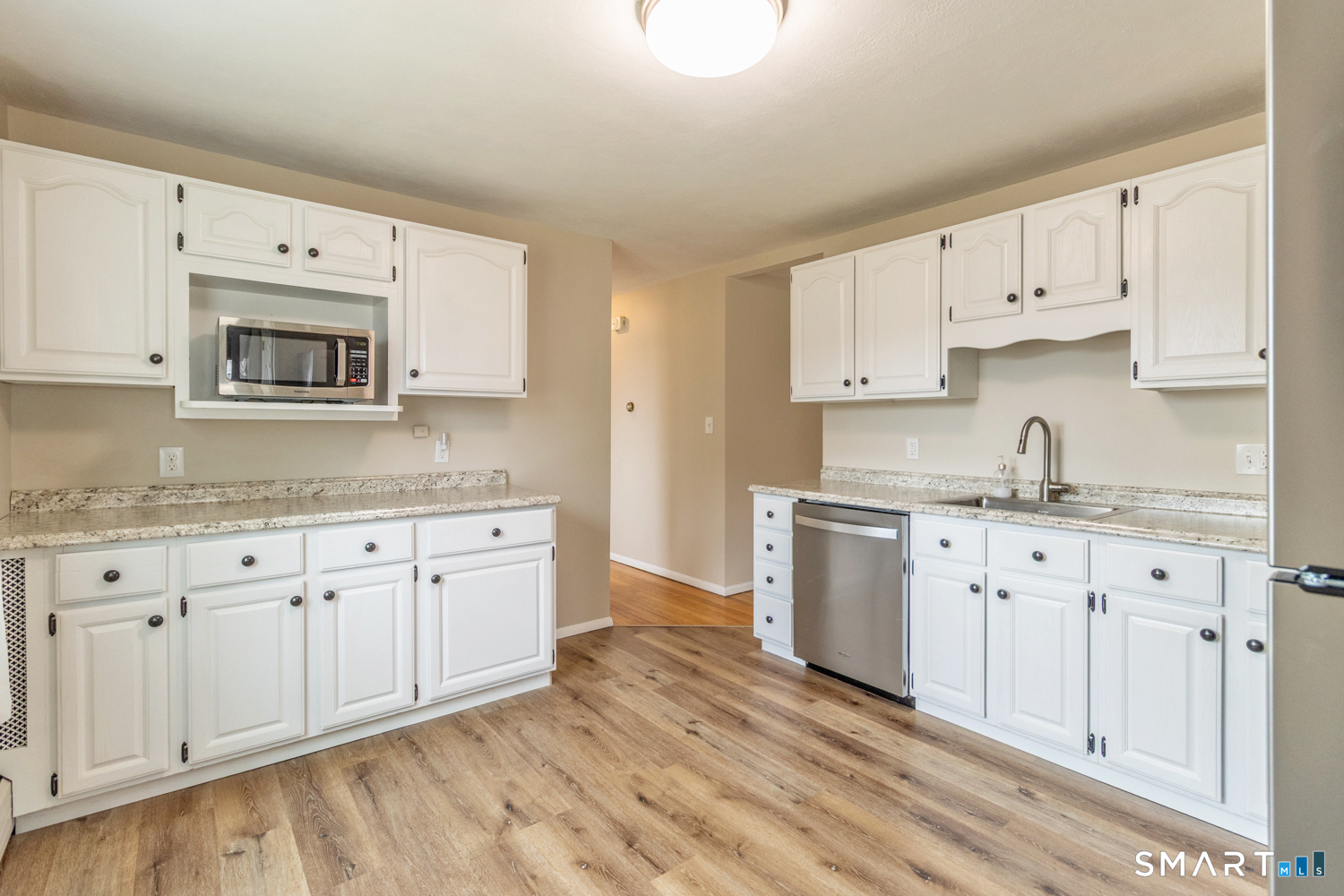 Homes for sale in Middletown, CT | 194 Camp St, Middletown, CT 06457 | MLS# 24159419