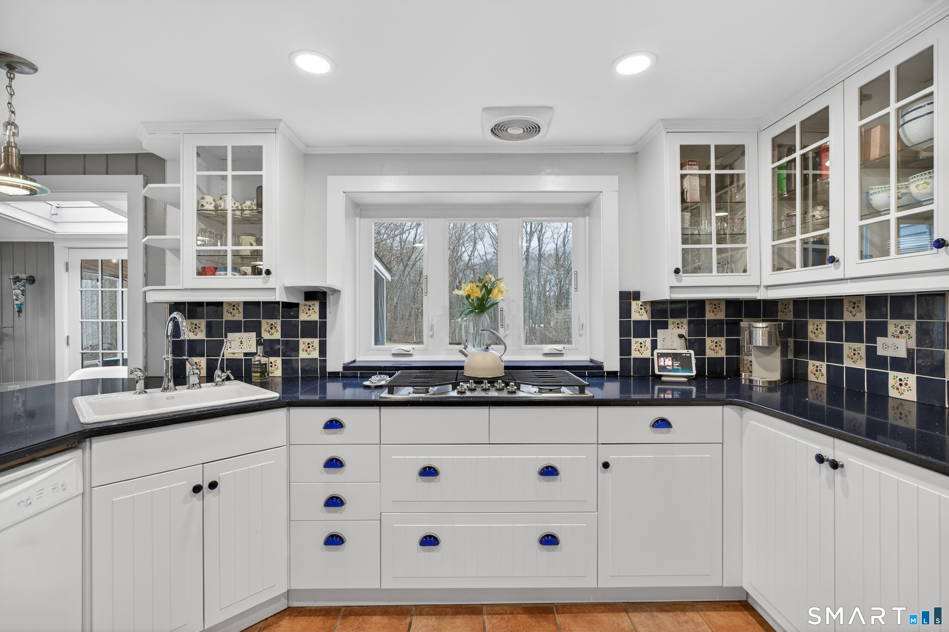 Homes for sale in Old Lyme, CT | 24 Saunders Hollow Rd, Old Lyme, CT 06371 | MLS# 24158744