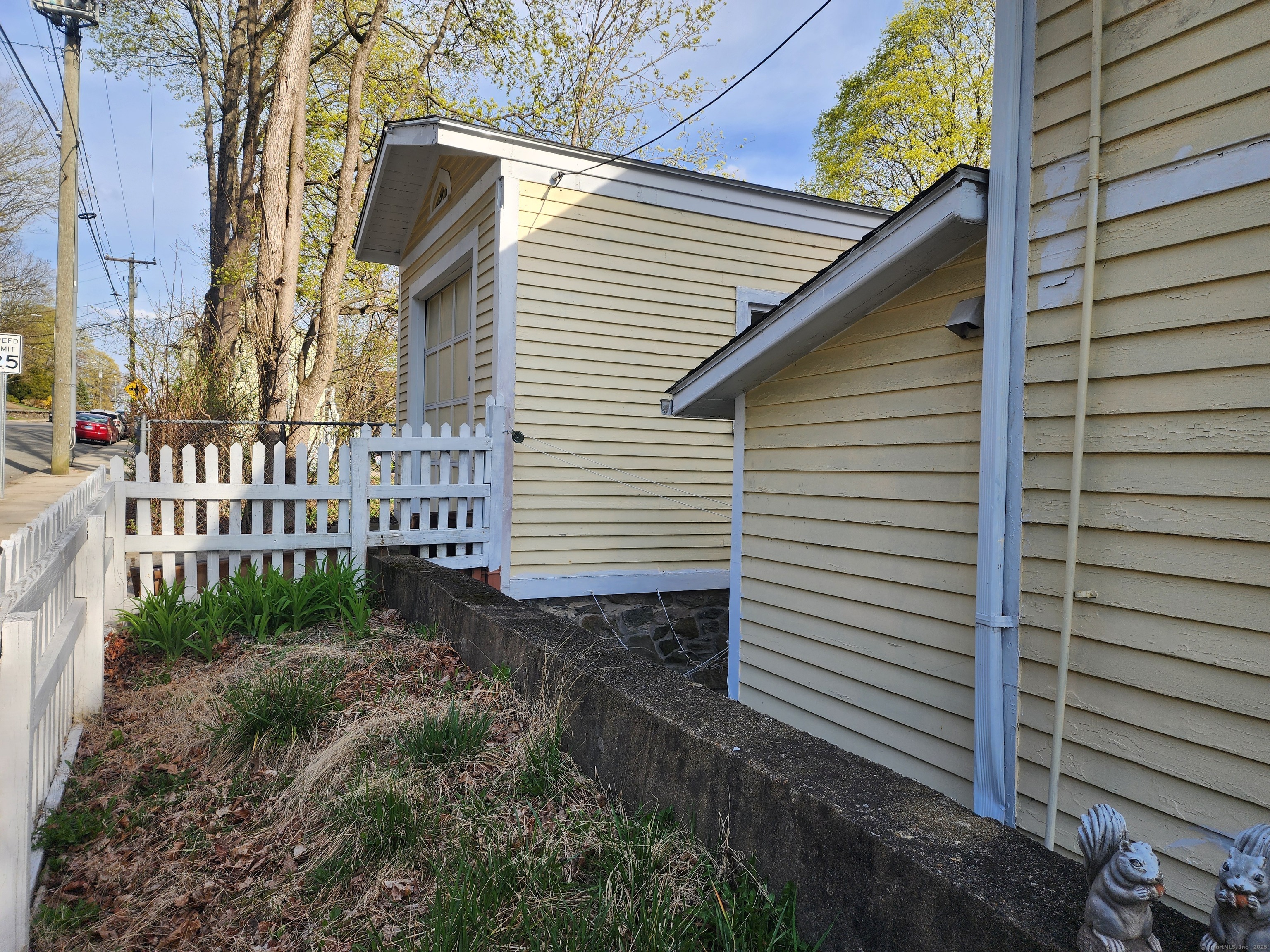 Homes for sale in Windham, CT | 129 Walnut St, Windham, CT 06226 | MLS# 24159602