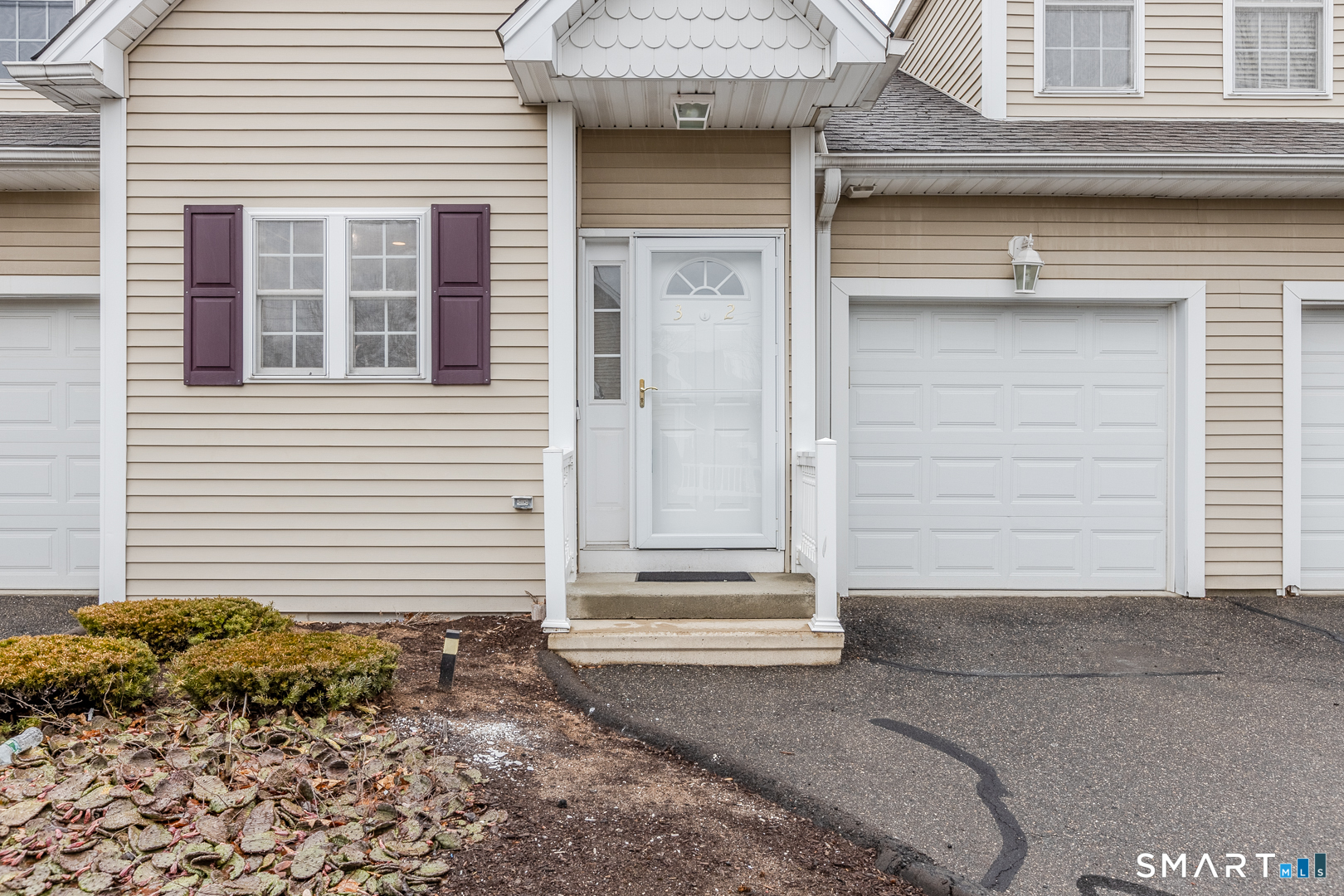 Homes for sale in North Haven, CT | 511 Elm St #3-2, North Haven, CT 06473 | MLS# 24156154