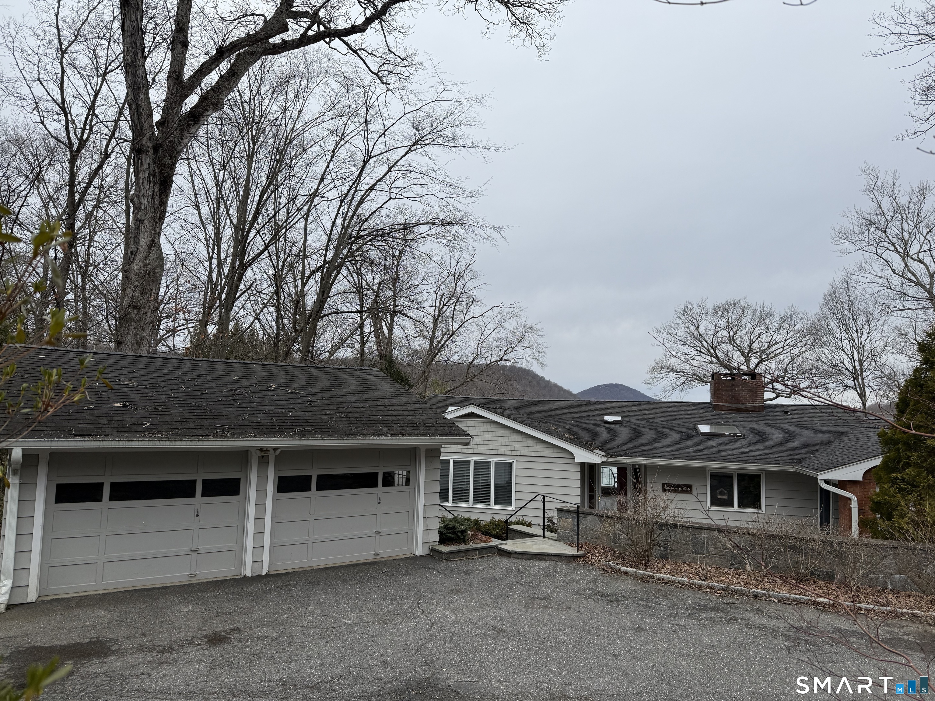 Homes for sale in New Milford, CT | 892 Candlewood Lake Rd S, New Milford, CT 06776 | MLS# 24155035