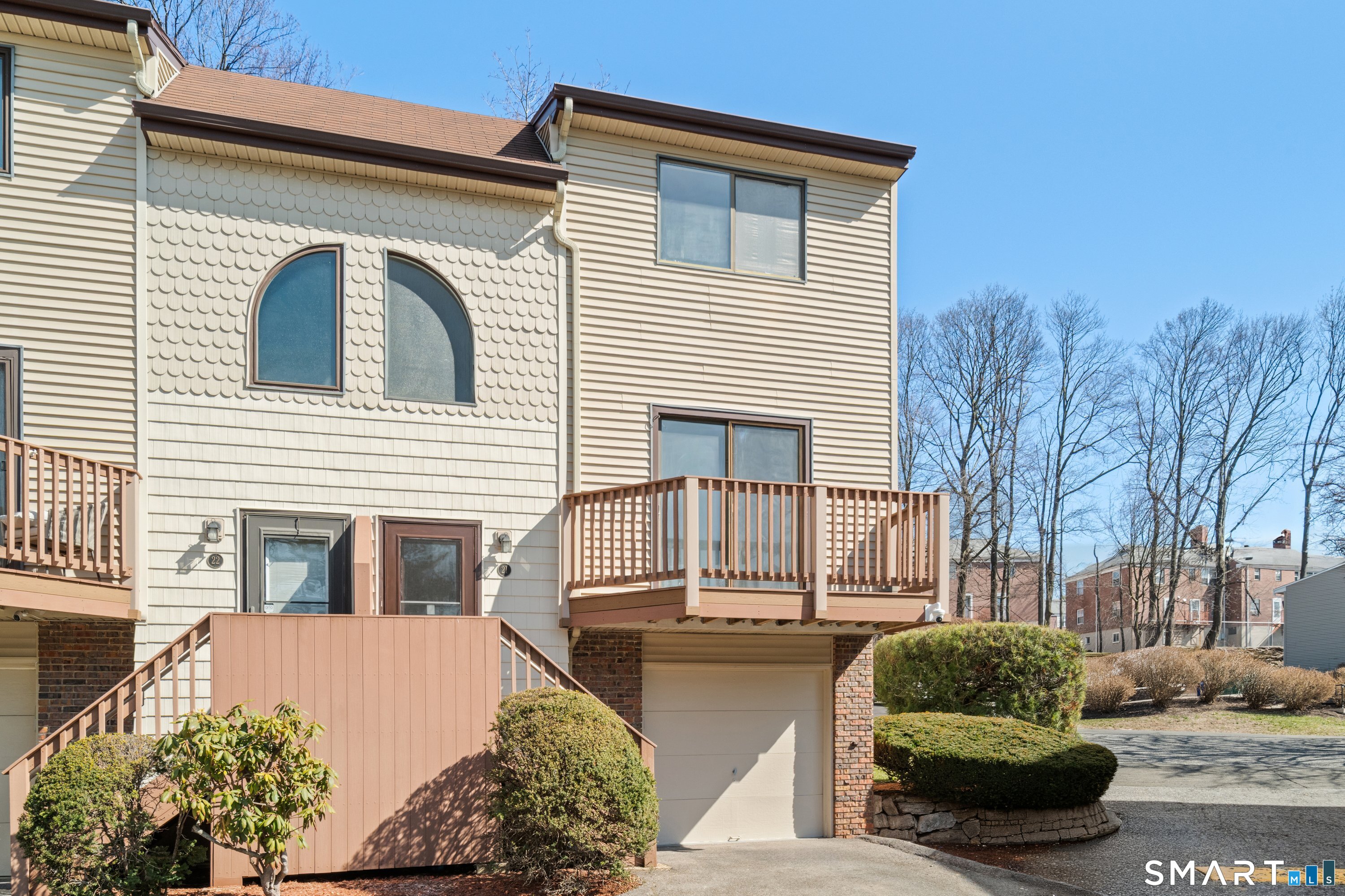 Homes for sale in Stamford, CT | 60 Lawn Ave #APT 21, Stamford, CT 06902 | MLS# 24156656