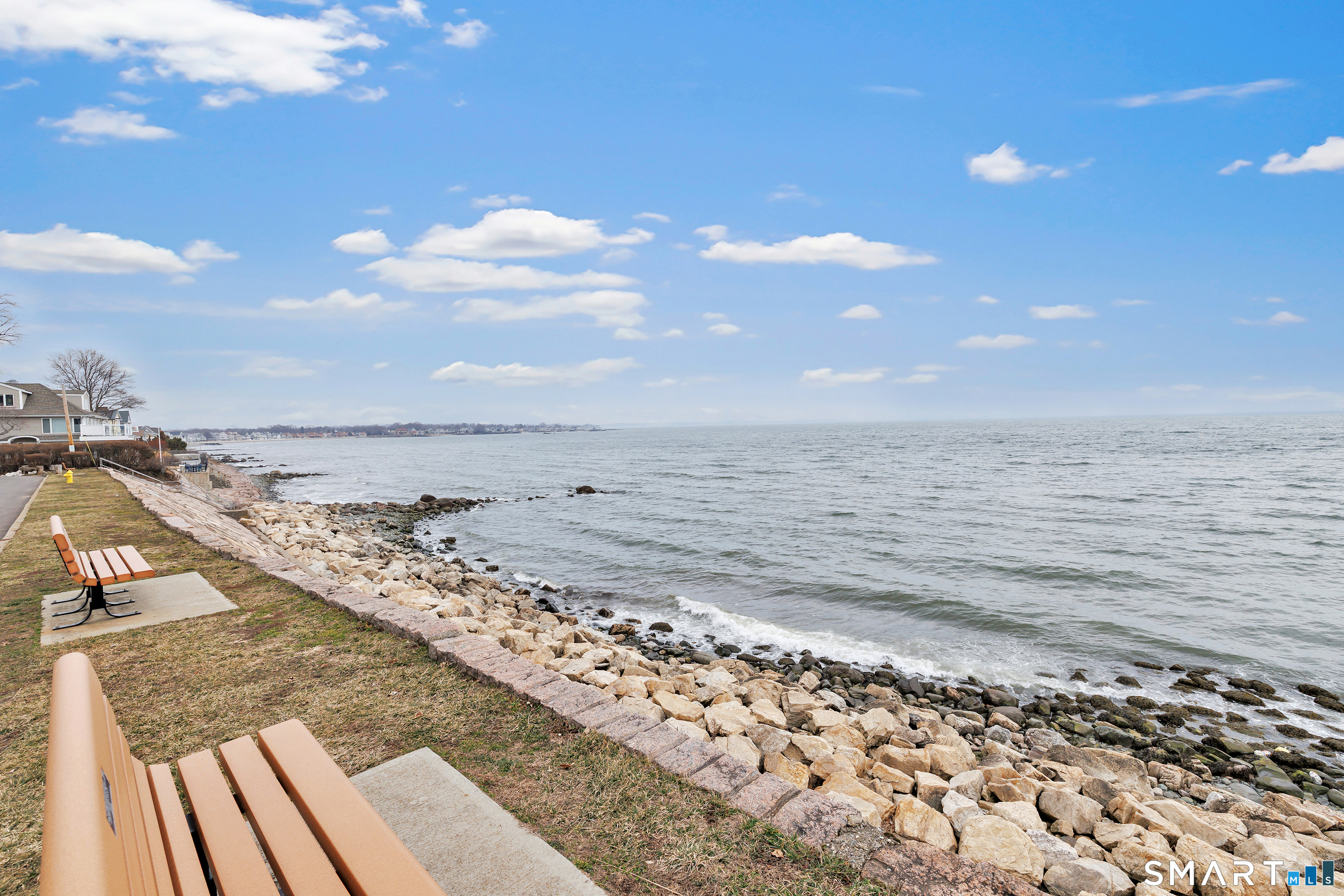 Homes for sale in Milford, CT | 8 Parkland Pl, Milford, CT 06460 | MLS# 24156255