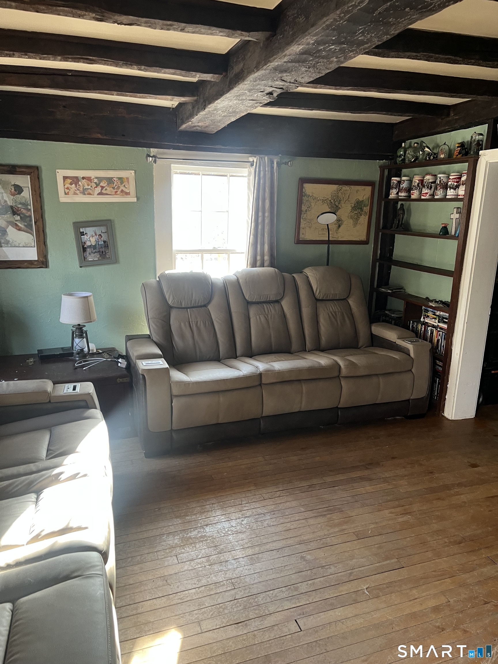 Homes for sale in Middlebury, CT | 61 Sandy Hill Rd, Middlebury, CT 06762 | MLS# 24148828