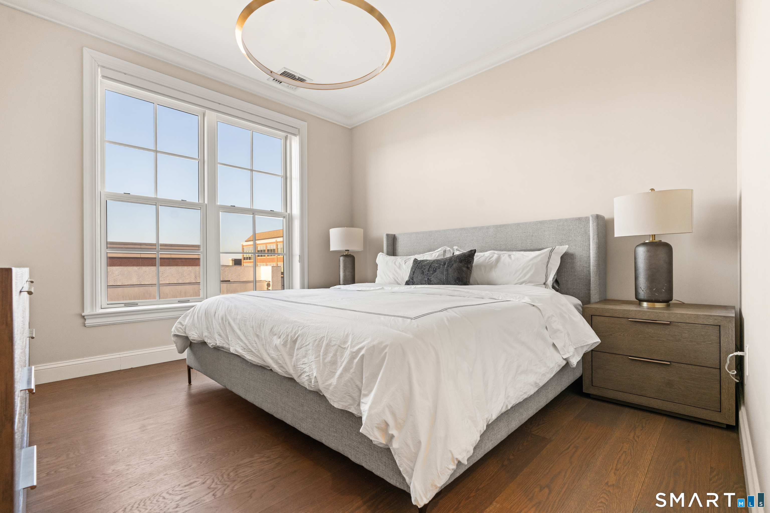 85 Memorial, West Hartford, 06107, 2 Bedrooms Bedrooms, 0 ,2 BathroomsBathrooms,Condo/co-op For Sale,For Sale,Memorial,0,24159685